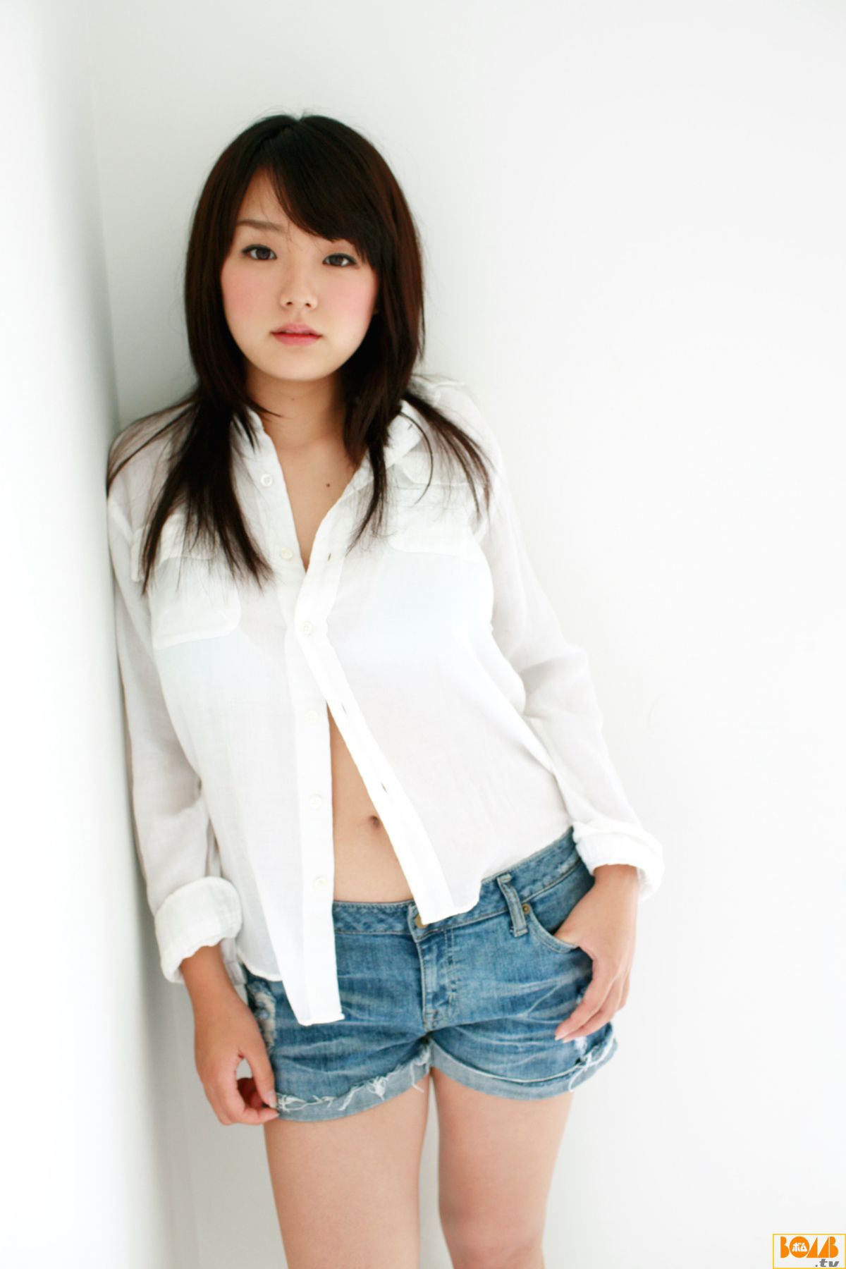 [Bomb.TV] 2010年08月刊 Ai Shinozaki 筱崎爱/篠崎愛_第1张