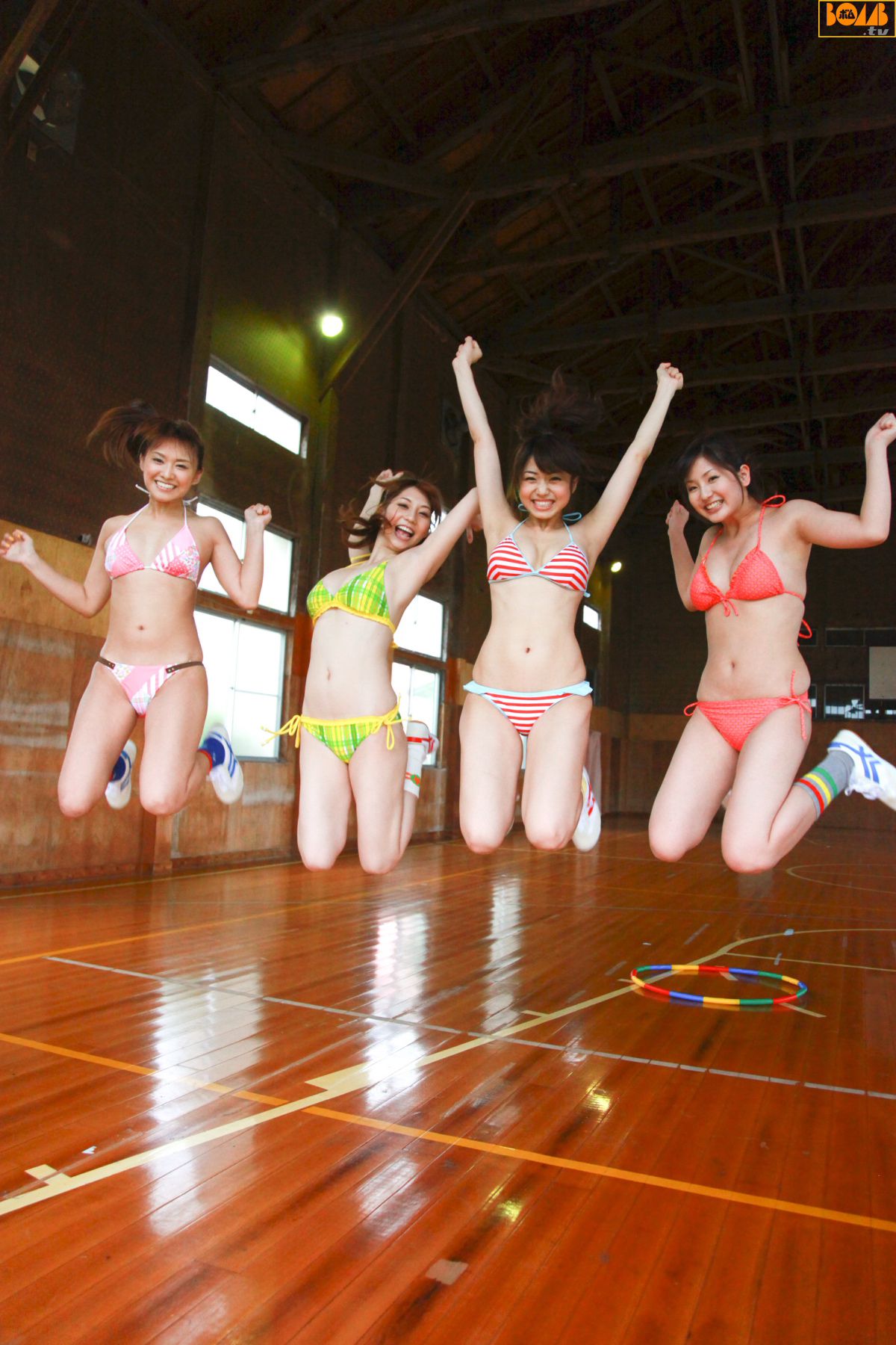 [Bomb.TV] 2010年11月刊 小泉麻耶/中村静香/村上友梨/镰田奈津美《アイドル夏合宿 2日目》_第2张