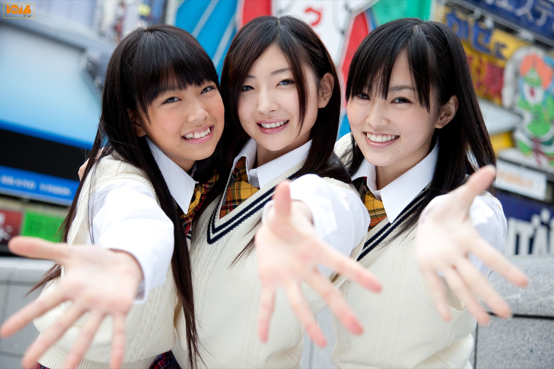 [Bomb.TV] 2011年01月刊 Nmb48 成员_第4张