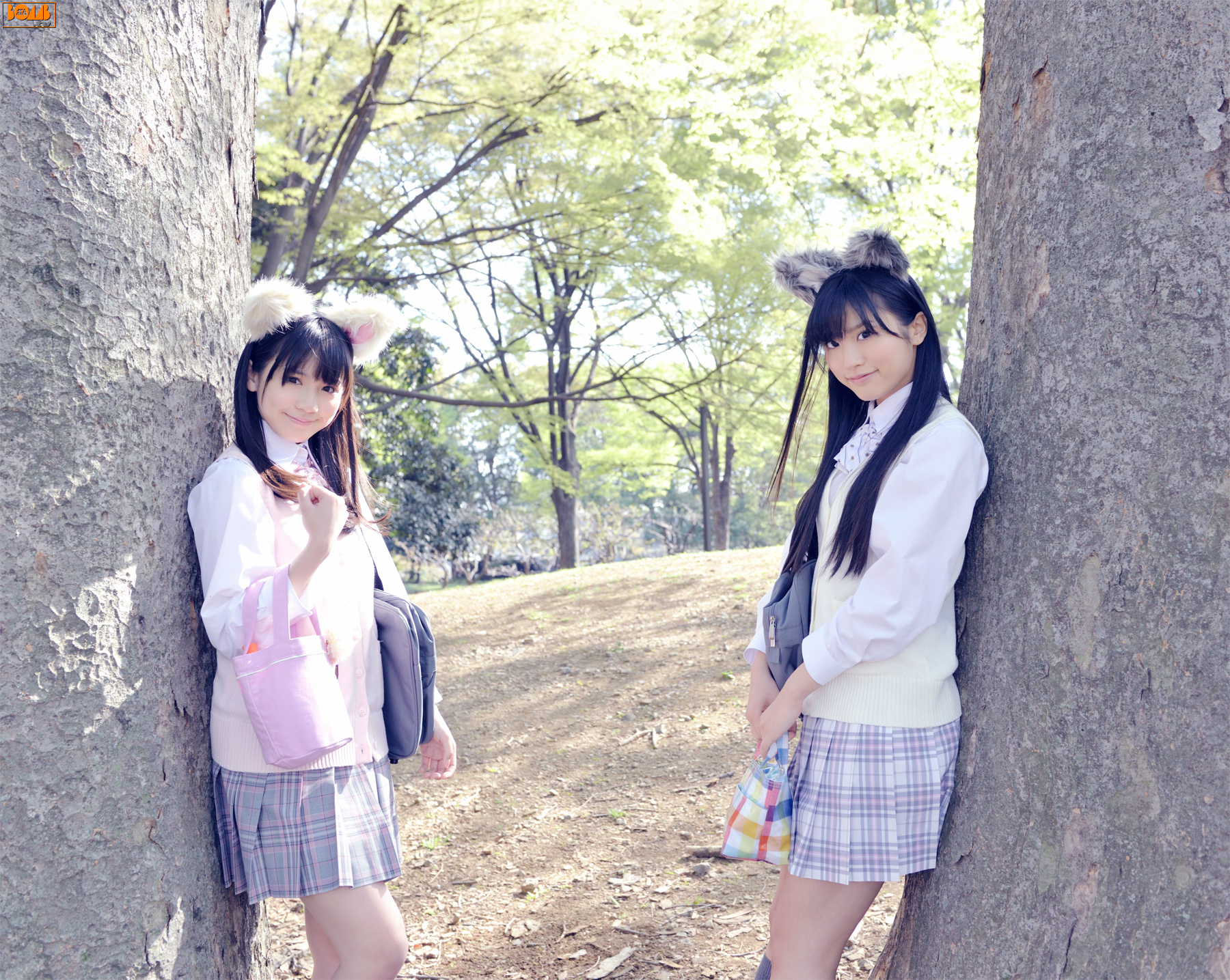 奥仲麻琴/根岸愛《Mimi Girls》  [Bomb.TV] 2011年06月号_第1张