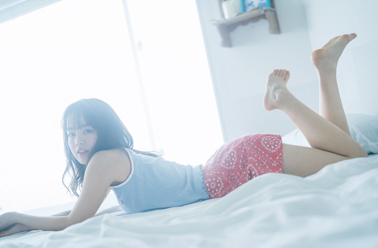[FRIDAY] 2018.06.08 伊原六花 登美丘高校ダンス部元キャプテンがビキニでデビュー_第3张
