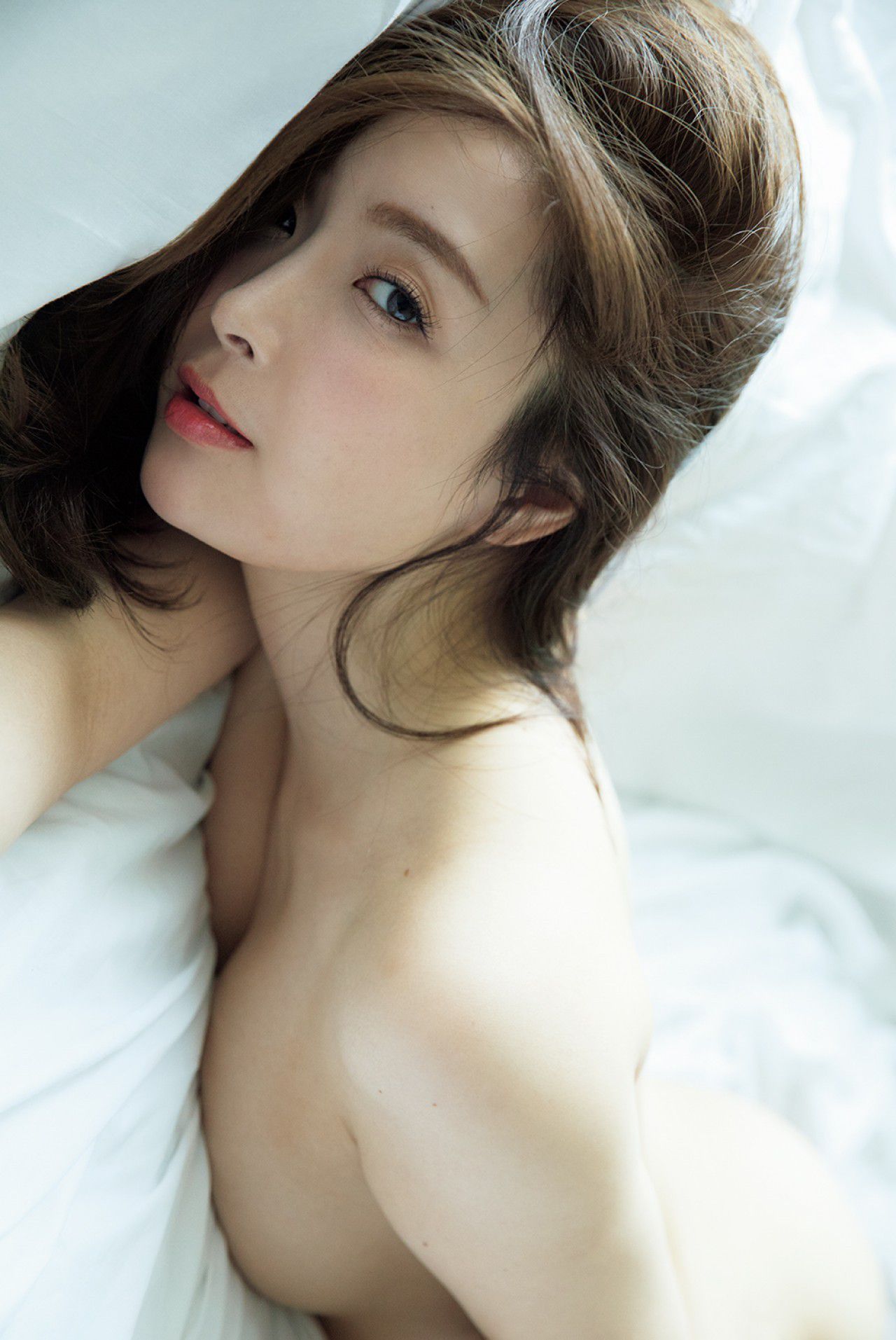 [FRIDAY] 2018.07.20 竹内渉 やらしいヒップ 限界露出を突破した初写真集_第5张