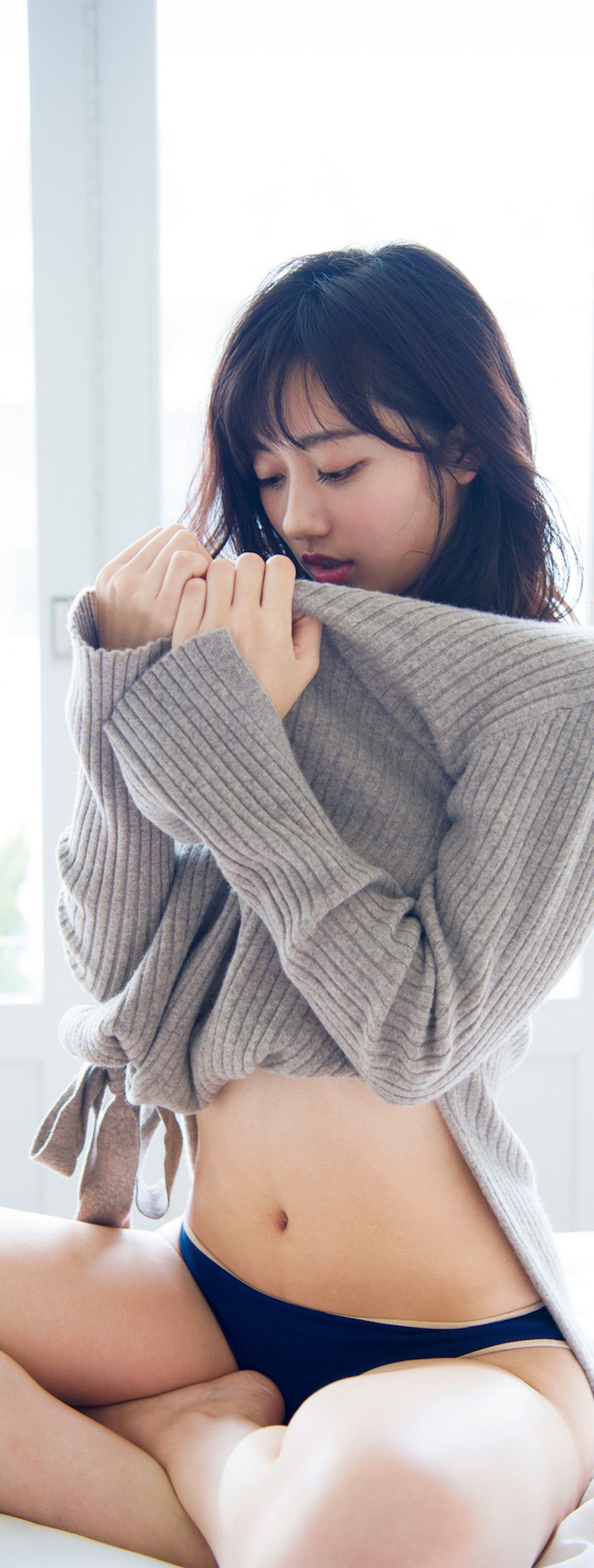 [FRIDAY] 2018.10.19 奥山かす?さ スーハ?ー戦隊ヒロイン 「無防備なヒ?キニ姿」(動画付き)_第3张