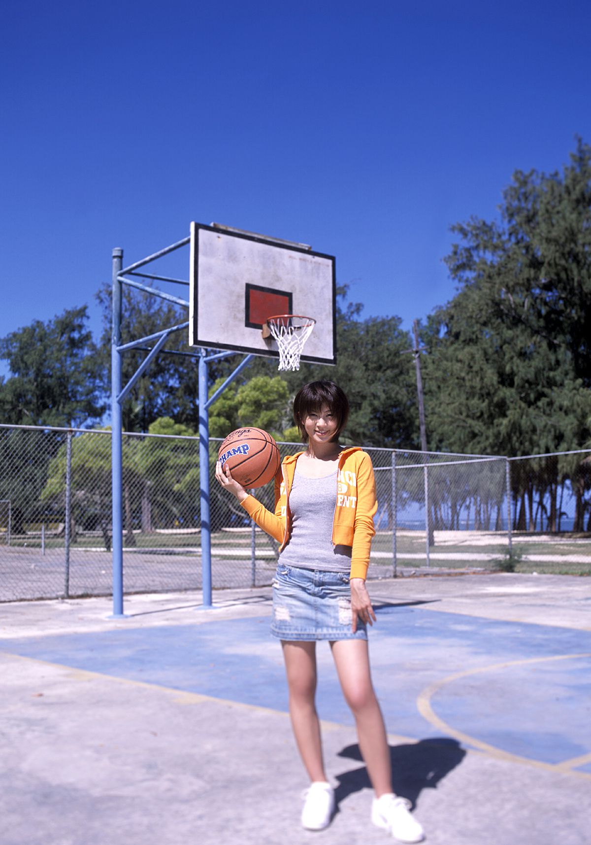 [For-side] 安田美沙子 《Hoop!》_第1张