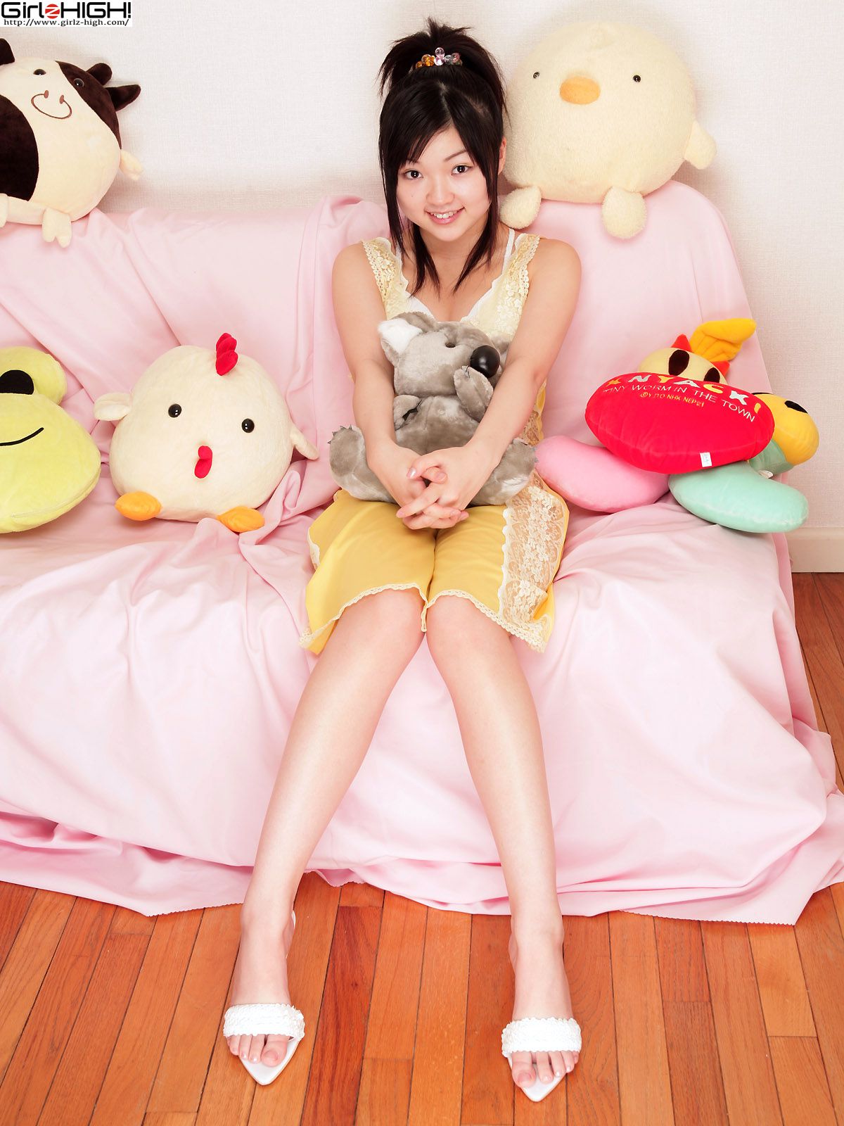 [Girlz-High] Moe Misaki 美咲萌 Gravure Gallery - g074 Photoset 04_第1张