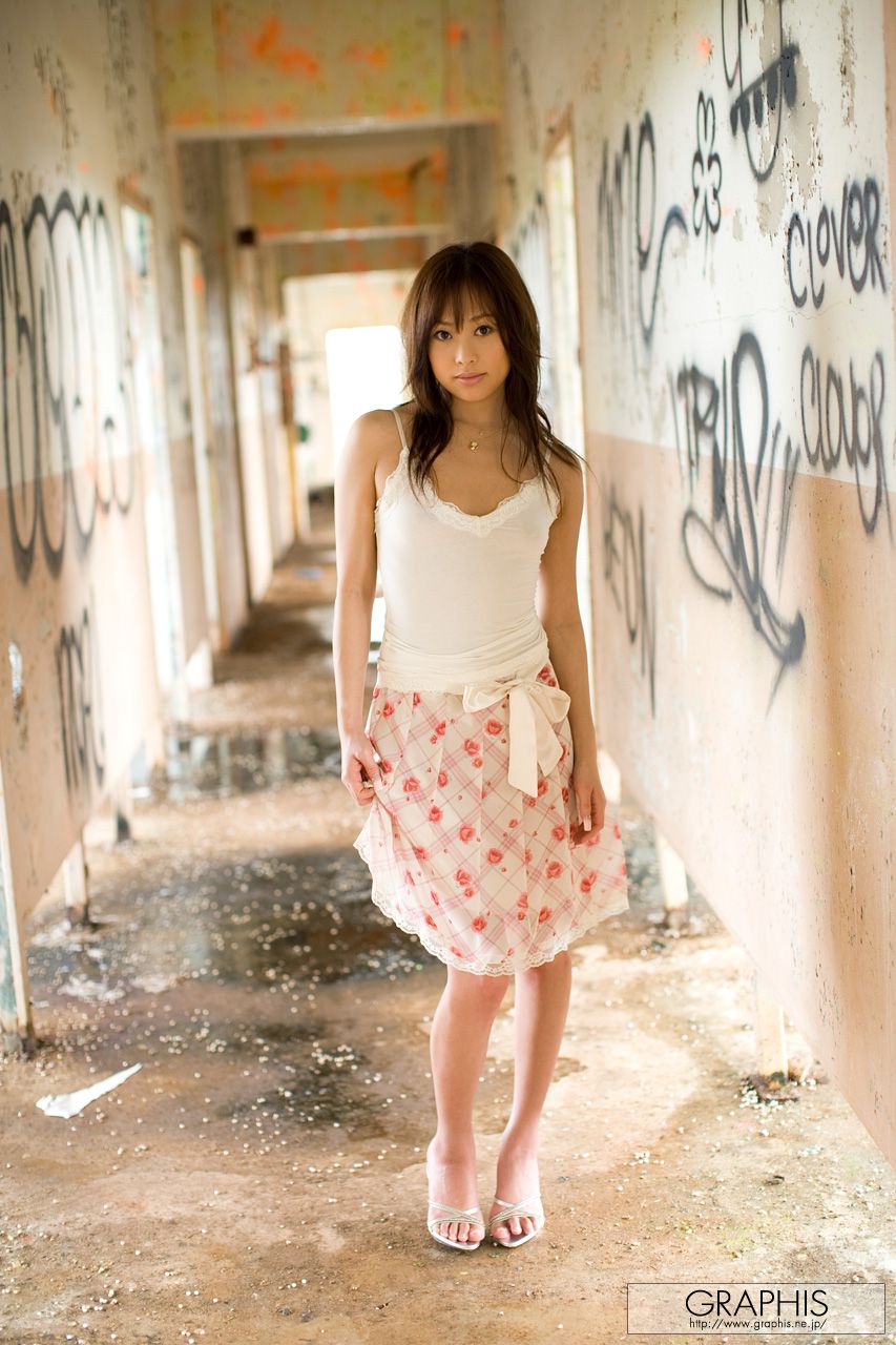 吉原ミィナ/吉原美那 [Graphis] First Gravure 初脱ぎ娘_第4张