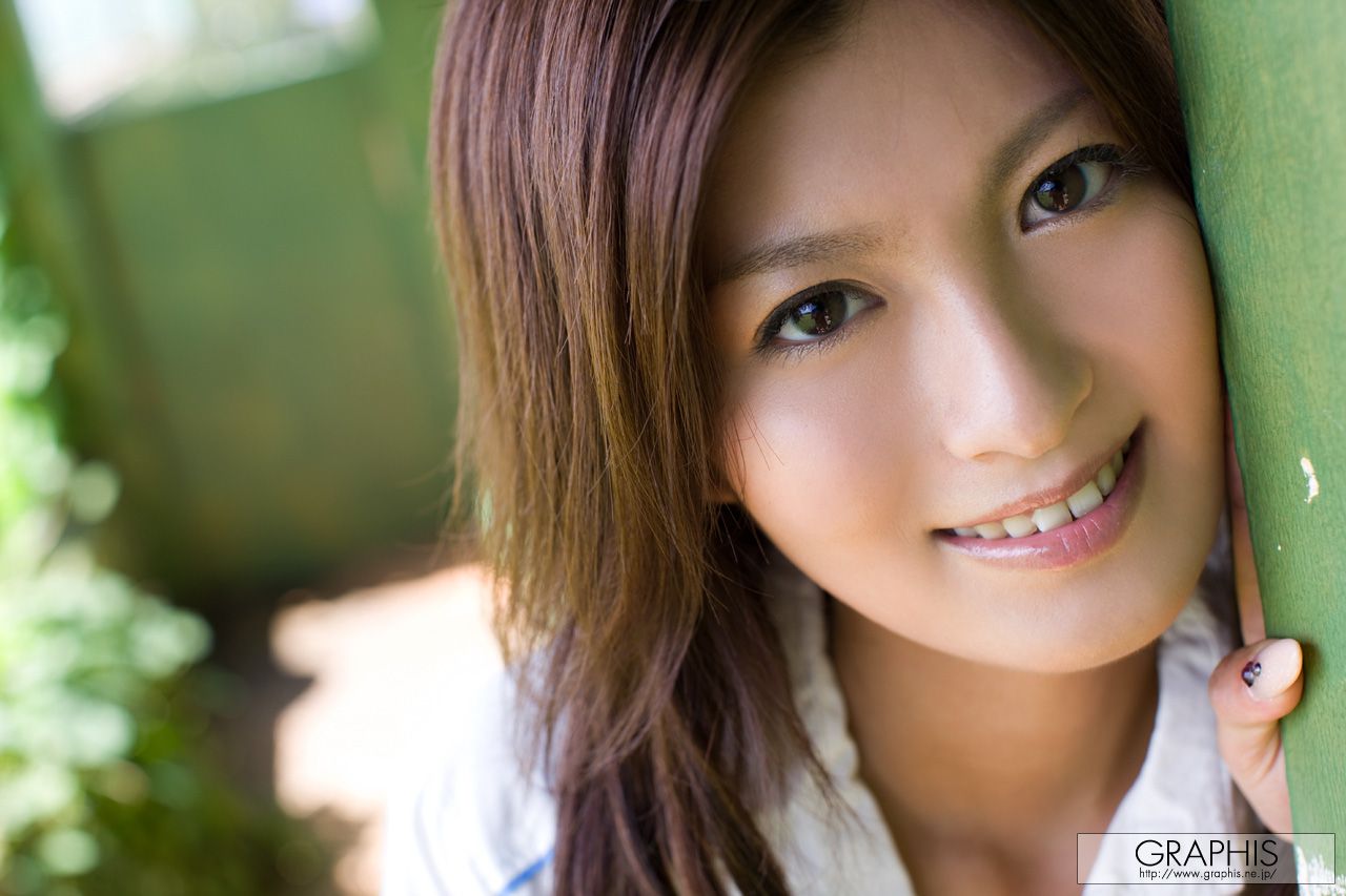 Yuki Asada 麻田有希 [Graphis] First Gravure 初脱ぎ娘_第2张