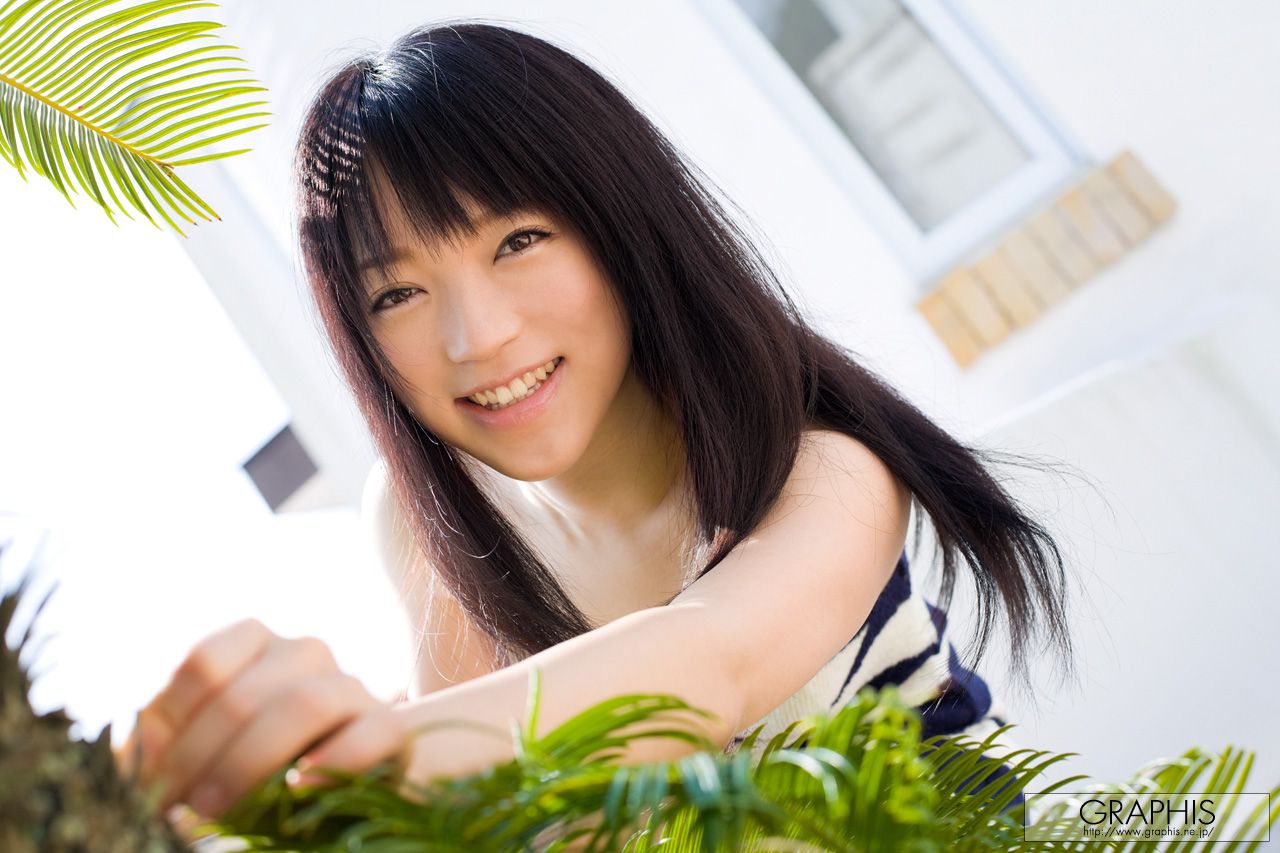 乙井なずな/乙井荠 [Graphis] First Gravure 初脱ぎ娘_第4张