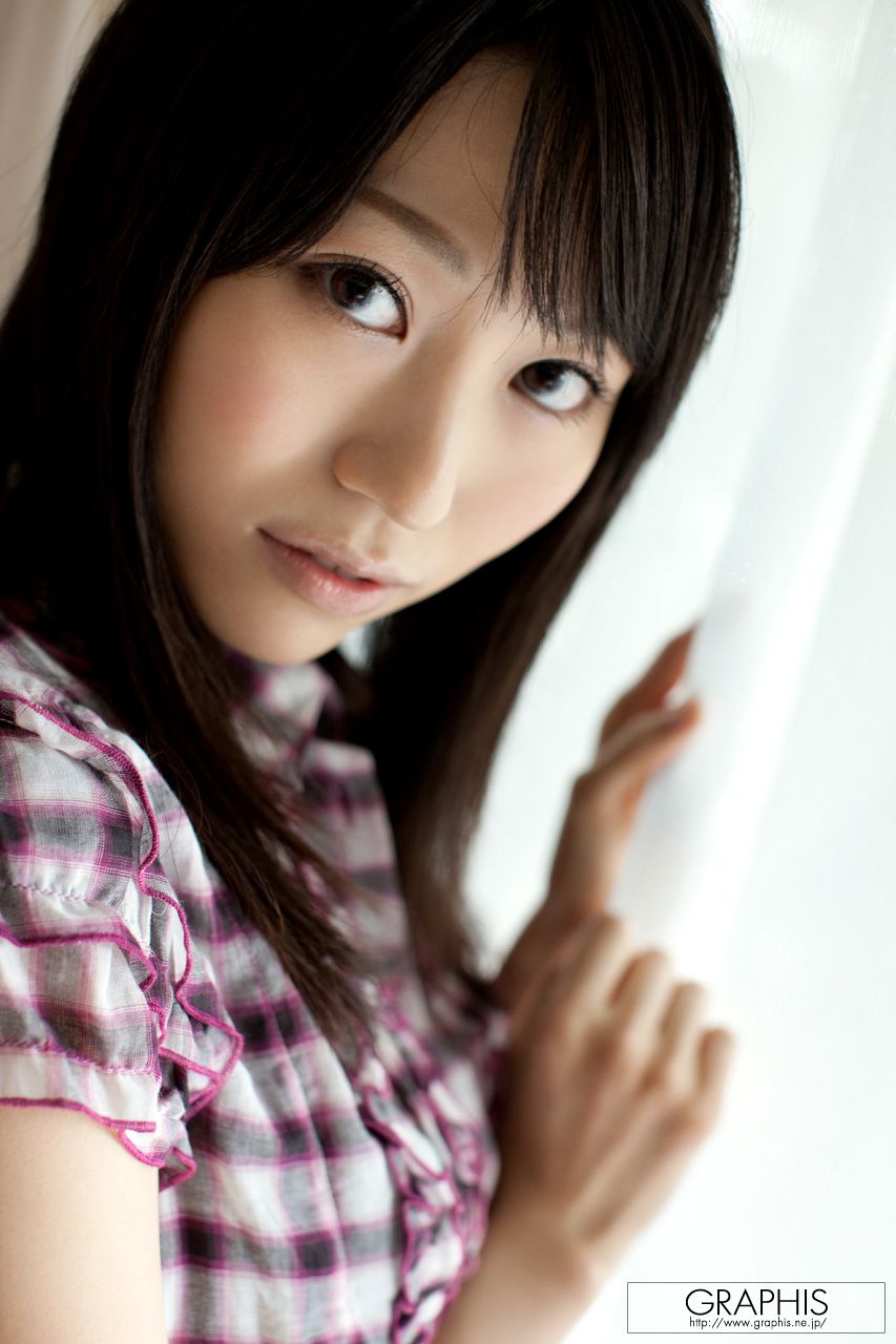 三上あいり/三上爱里 [Graphis] First Gravure 初脱ぎ娘_第2张