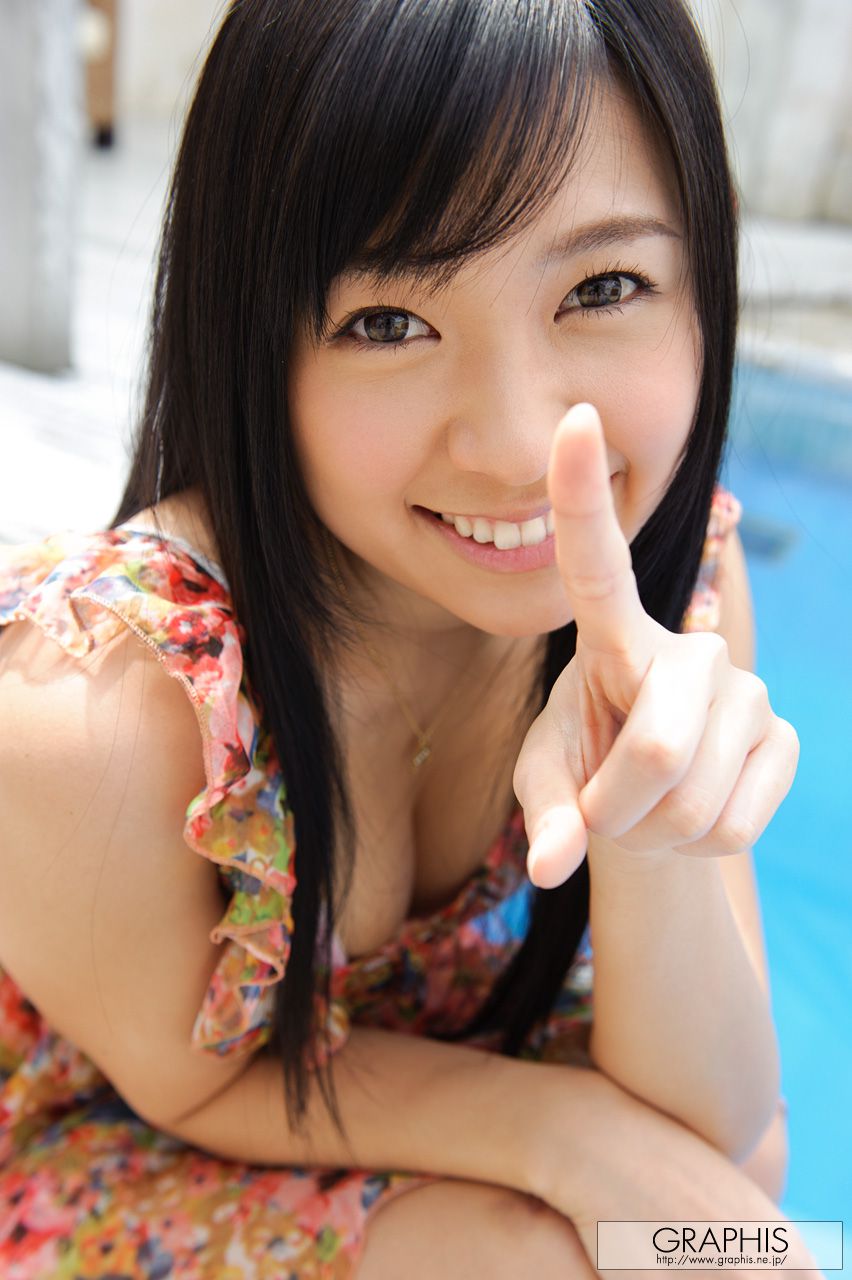 小仓奈奈《O-GU-NA-NA》 [Graphis] Special Contents_第5张