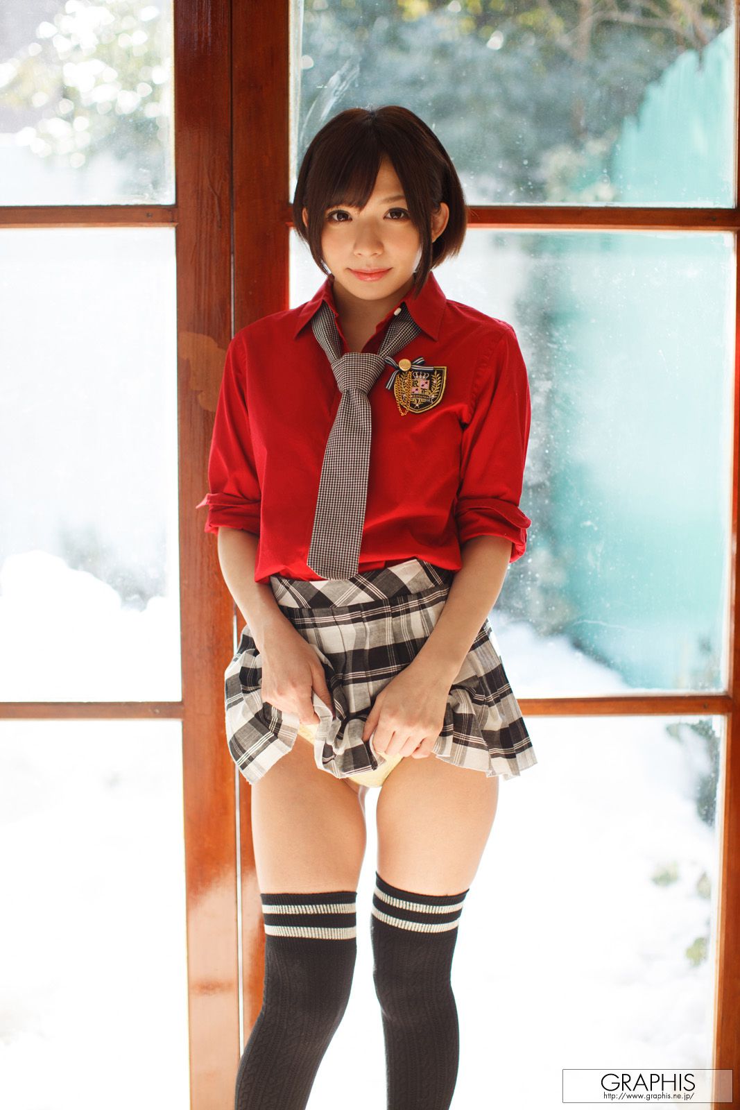 成海うるみ/成海丽(広瀬りりあ) [Graphis] First Gravure 初脱ぎ娘_第5张