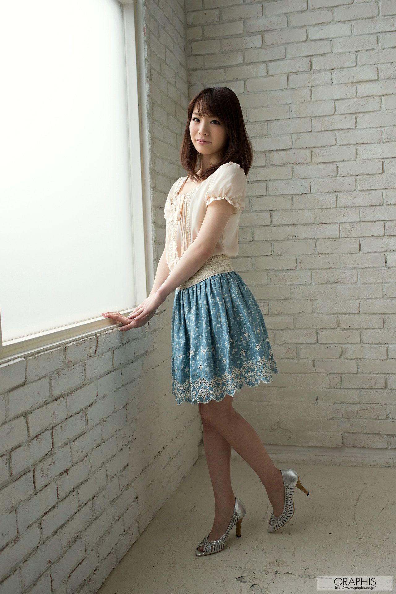 鈴村あいり《Quietly》 [Graphis] Gals_第1张