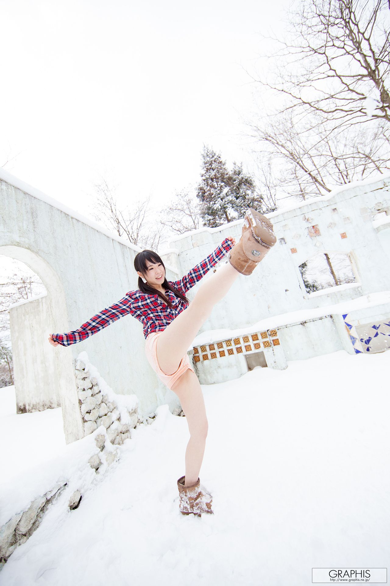 Yuzu Kitagawa 北川ゆず/北川柚子 [Graphis] First Gravure 初脫ぎ娘_第2张