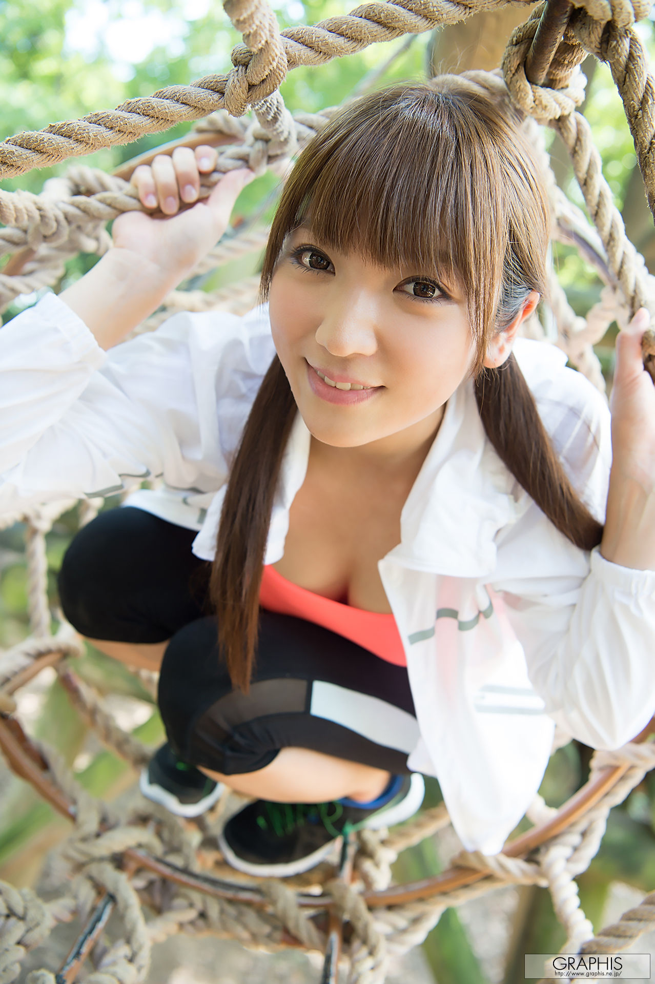 神咲詩織 Shiori Kamisaki [Graphis] Limited Edition_第1张