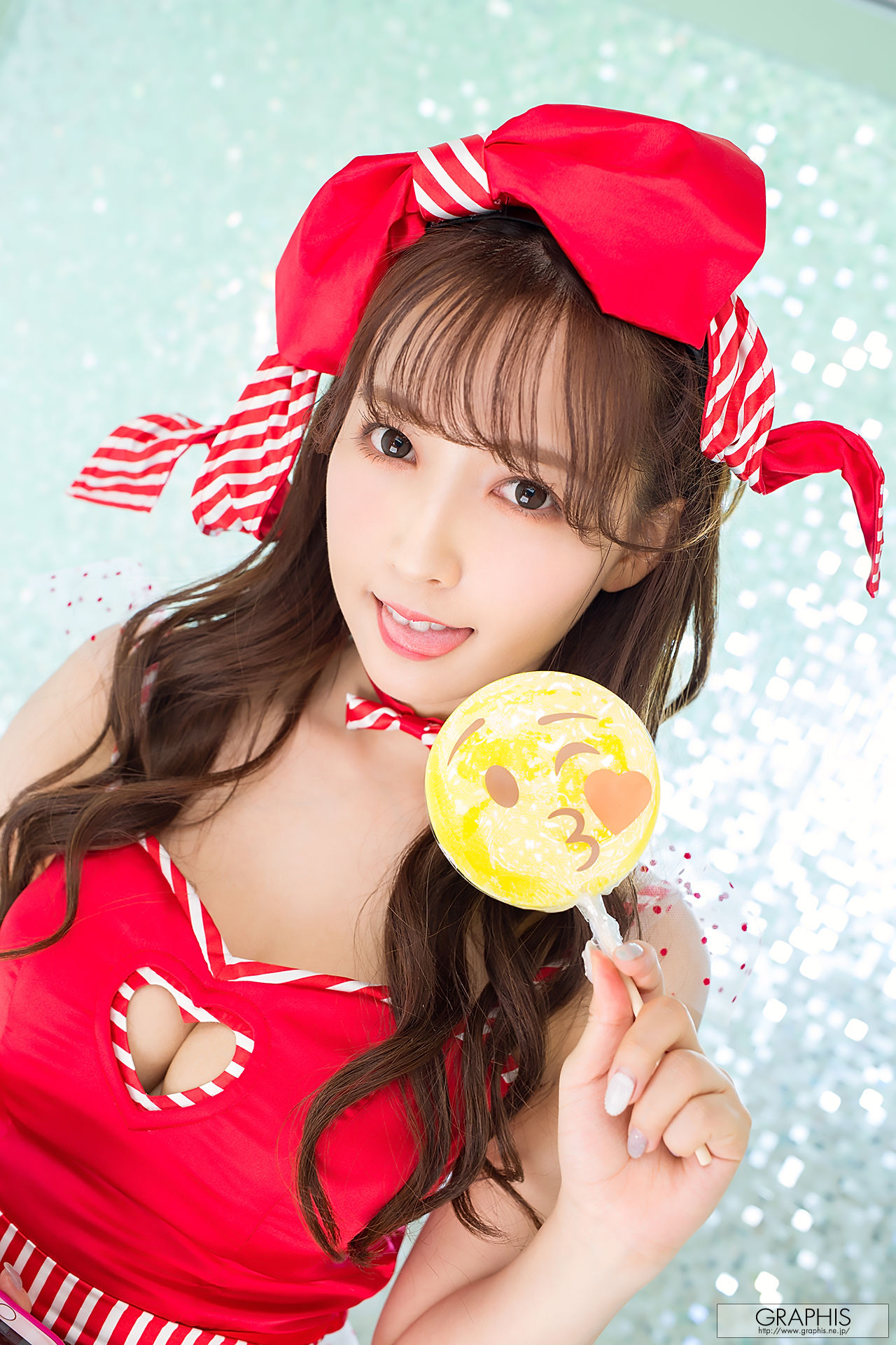 三上悠亜《Valentine Special 2018》[Graphis] LIMITED EDITION_第5张