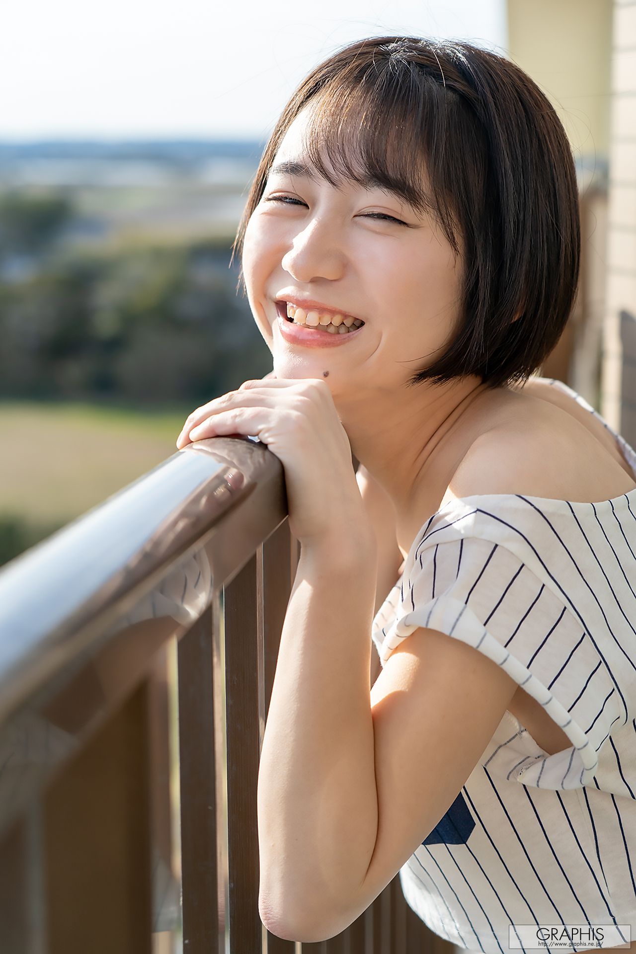 [Graphis] Gals446 Shiho Fujie 藤江史帆 Pele clara_第2张
