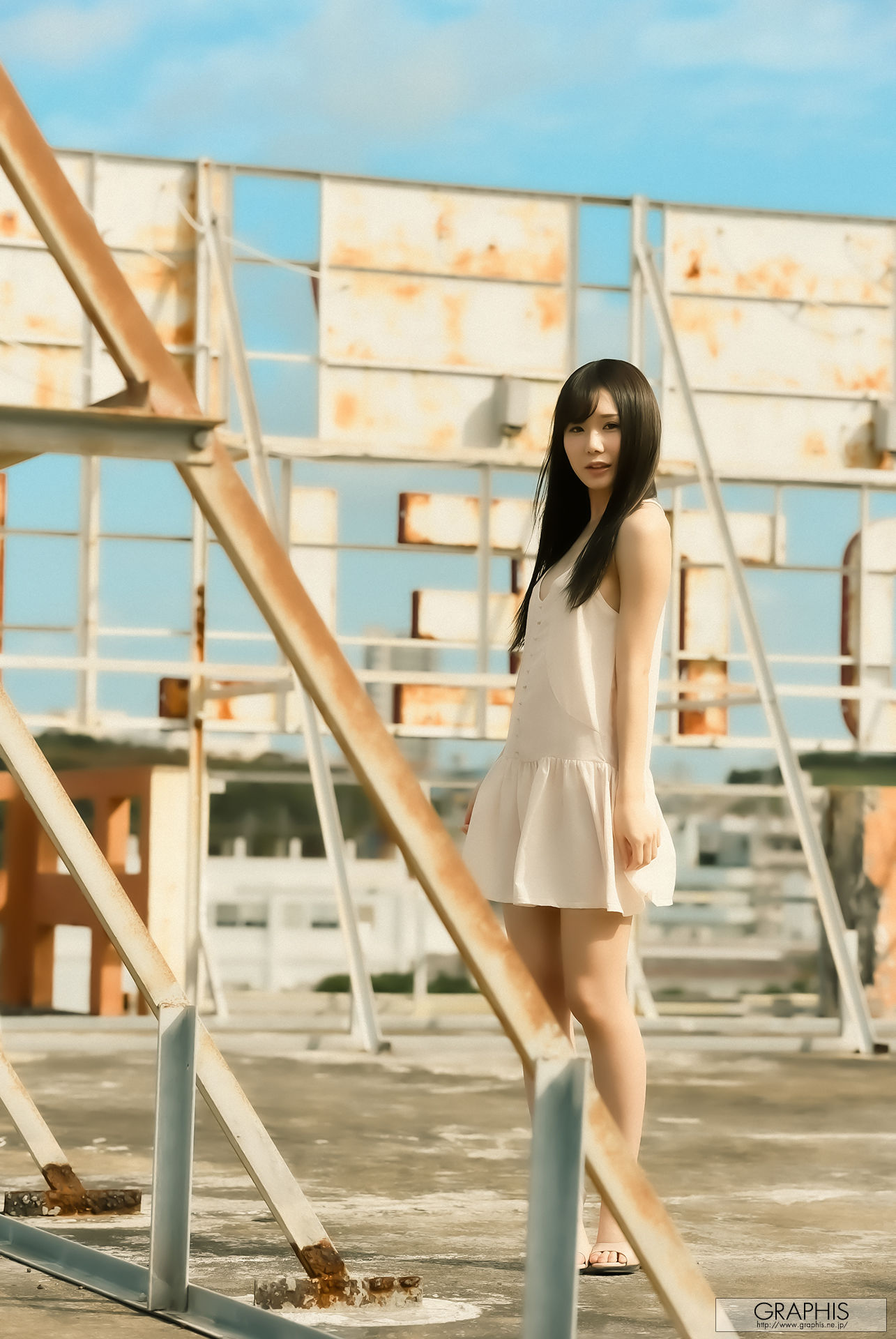 [Graphis] 2022.04 每日一枚 Miru Sakamichi 坂道みる_第1张