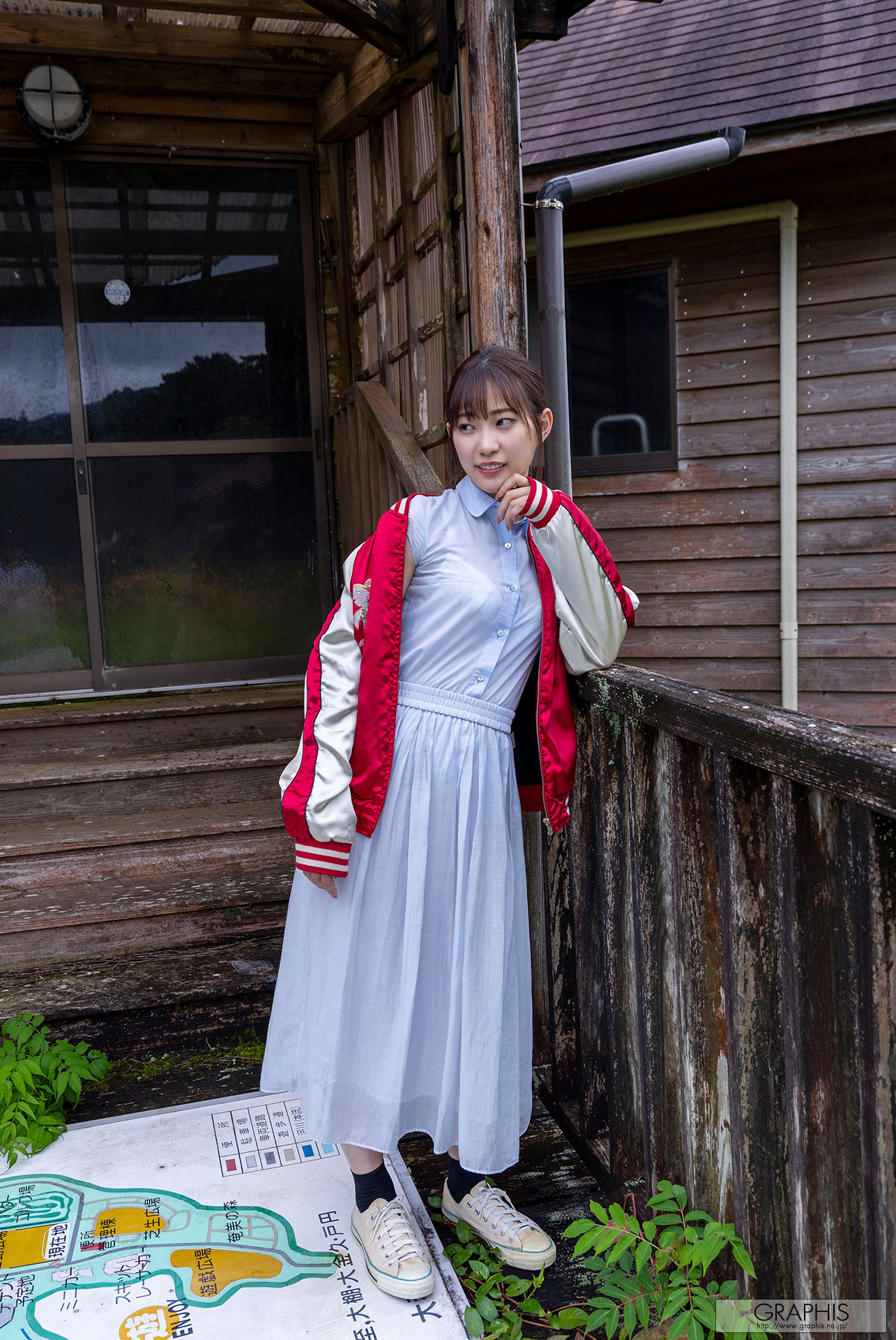 [Graphis Gals] NO.560 Akari Mitani 美谷朱里 Vermilion_第1张