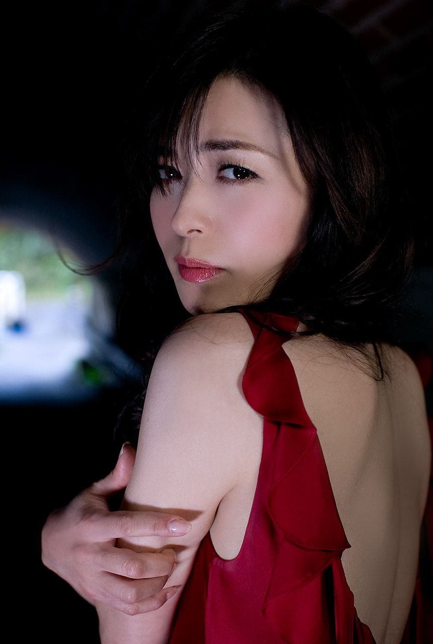 横山めぐみ/横山惠《Rhapsody in Love》 [Image.tv]_第2张