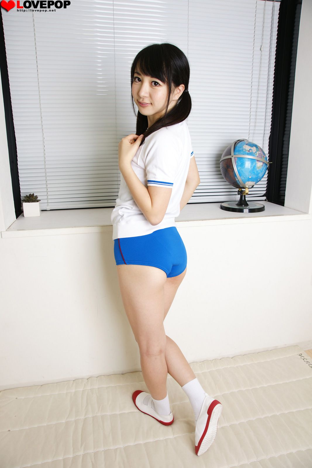 [LOVEPOP] Hitomi Fujiwara 藤原ひとみ Photoset 02_第4张