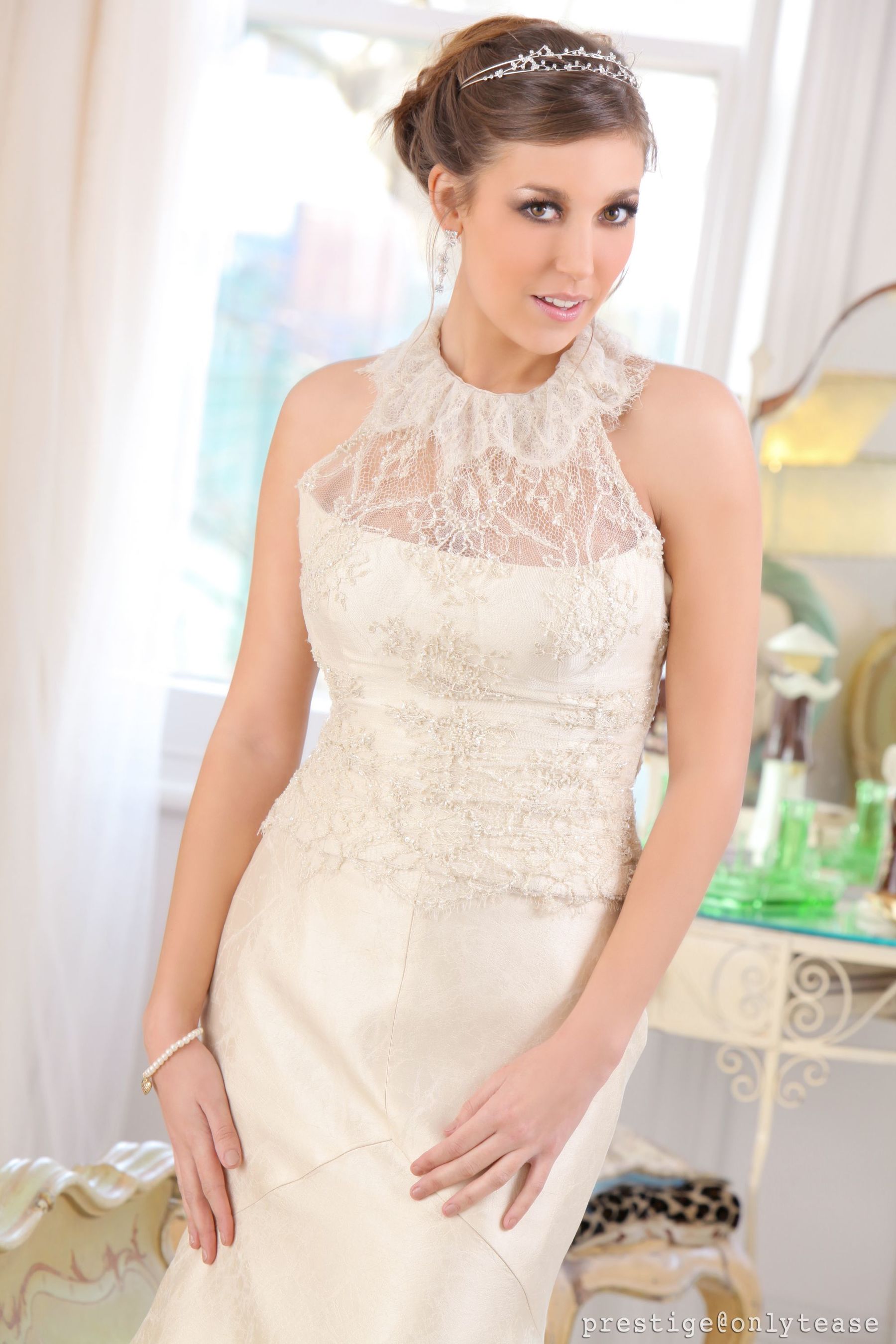 [OnlyTease] Ava Watts 婚纱诱惑_第2张