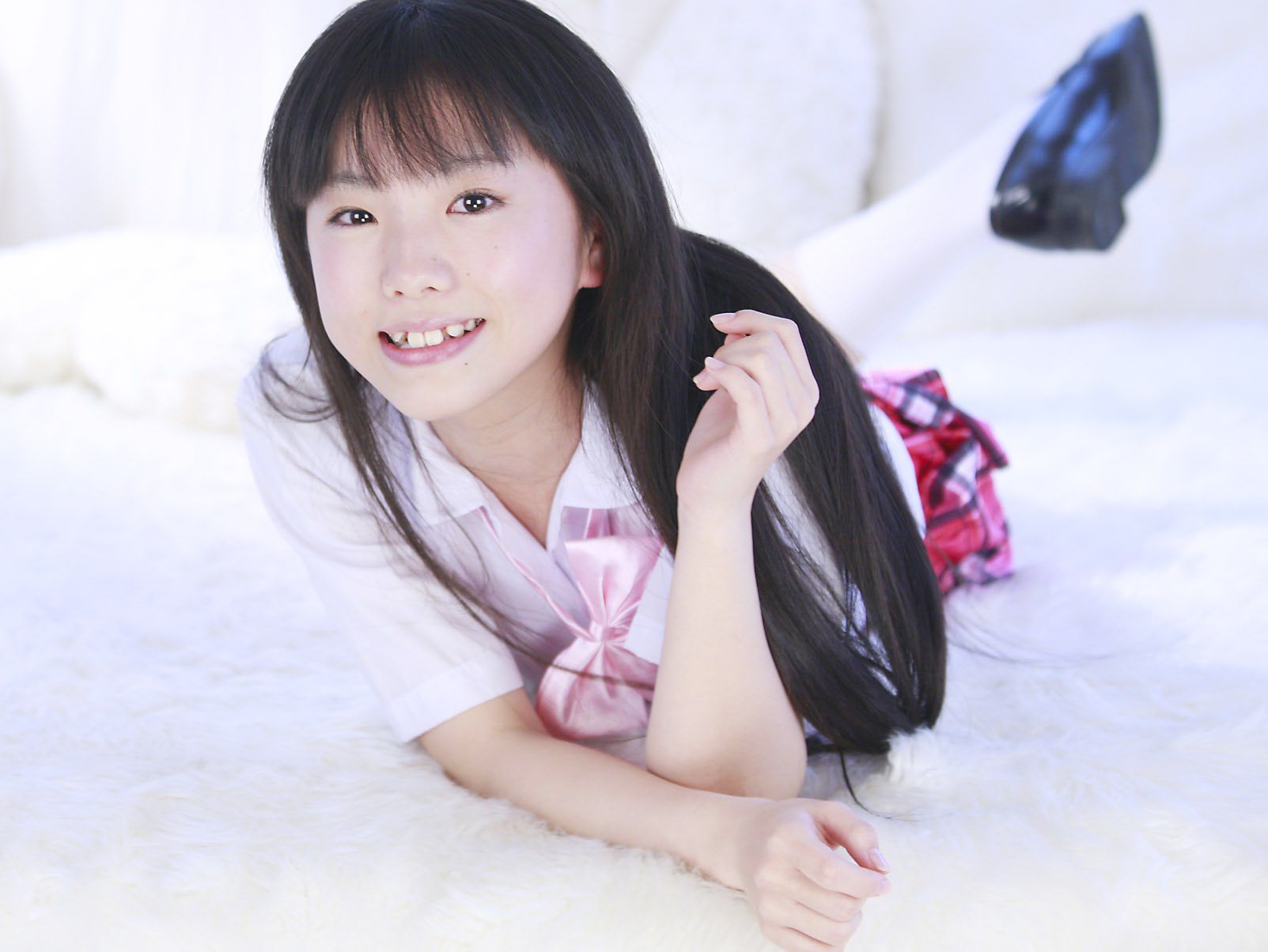 山本有沙《ガールズダイアリー ベッドルーム 有沙》[PB]_第3张
