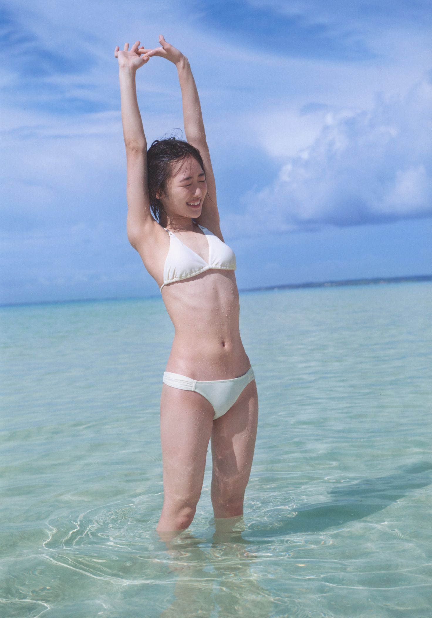 工藤遥 《ハルカゼ》  [Photo Book]_第2张