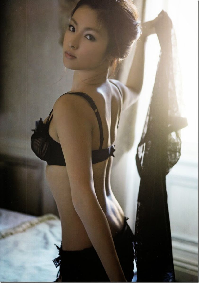 深田恭子 《(un)touch》 [Photo Book]_第2张