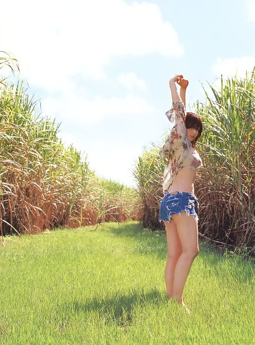 三津谷叶子 《On The Way》 [PB]_第4张