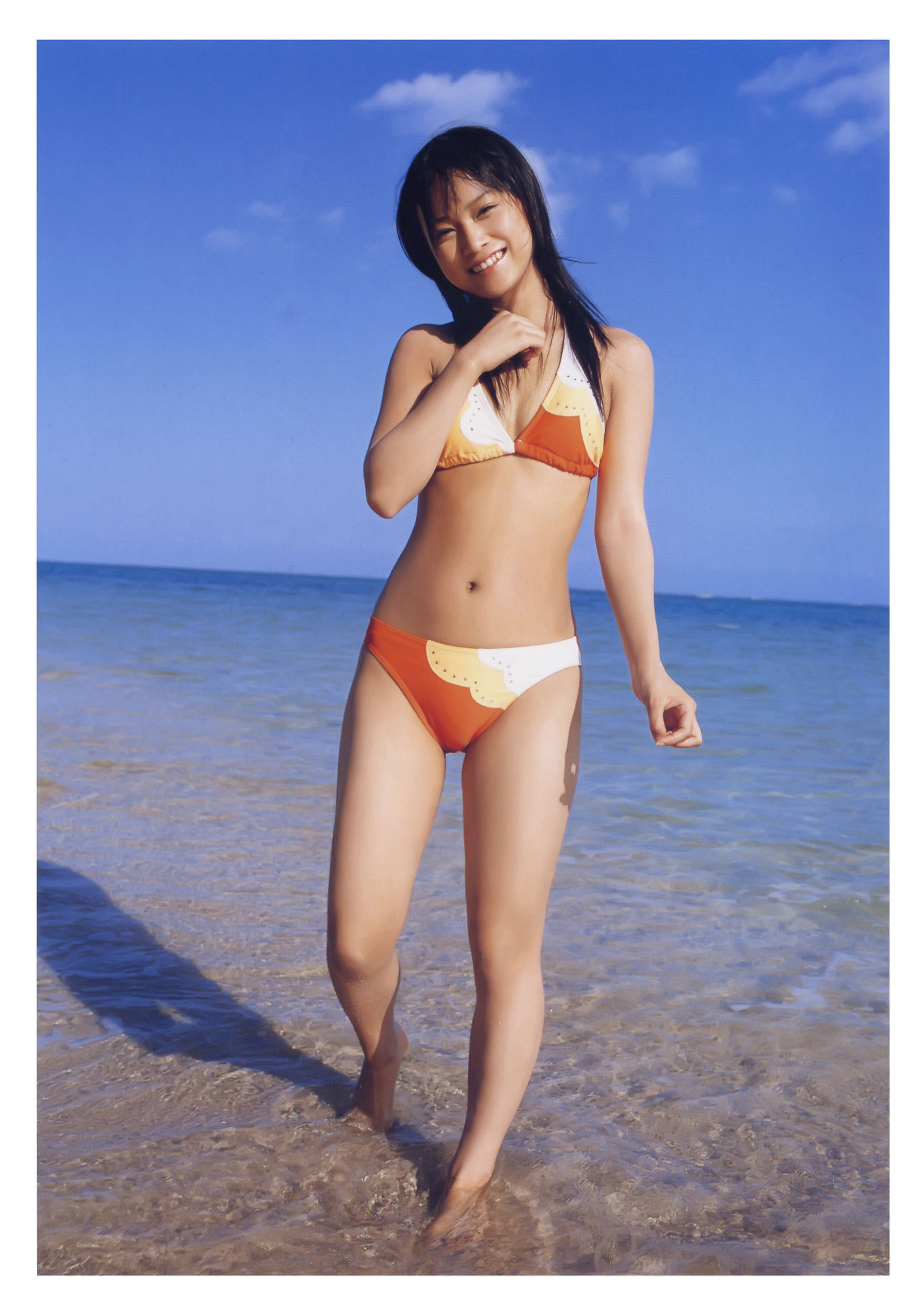 亀井絵里《Thanks》 [PhotoBook]_第3张