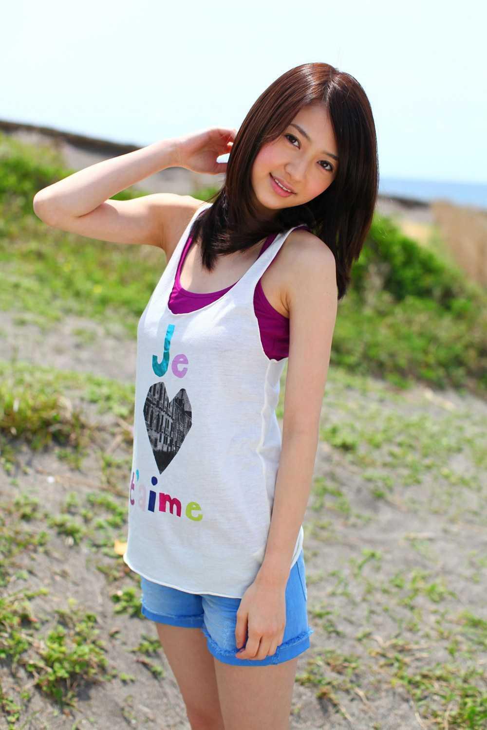 逢沢りな Colorful Days PB 写真集_第3张