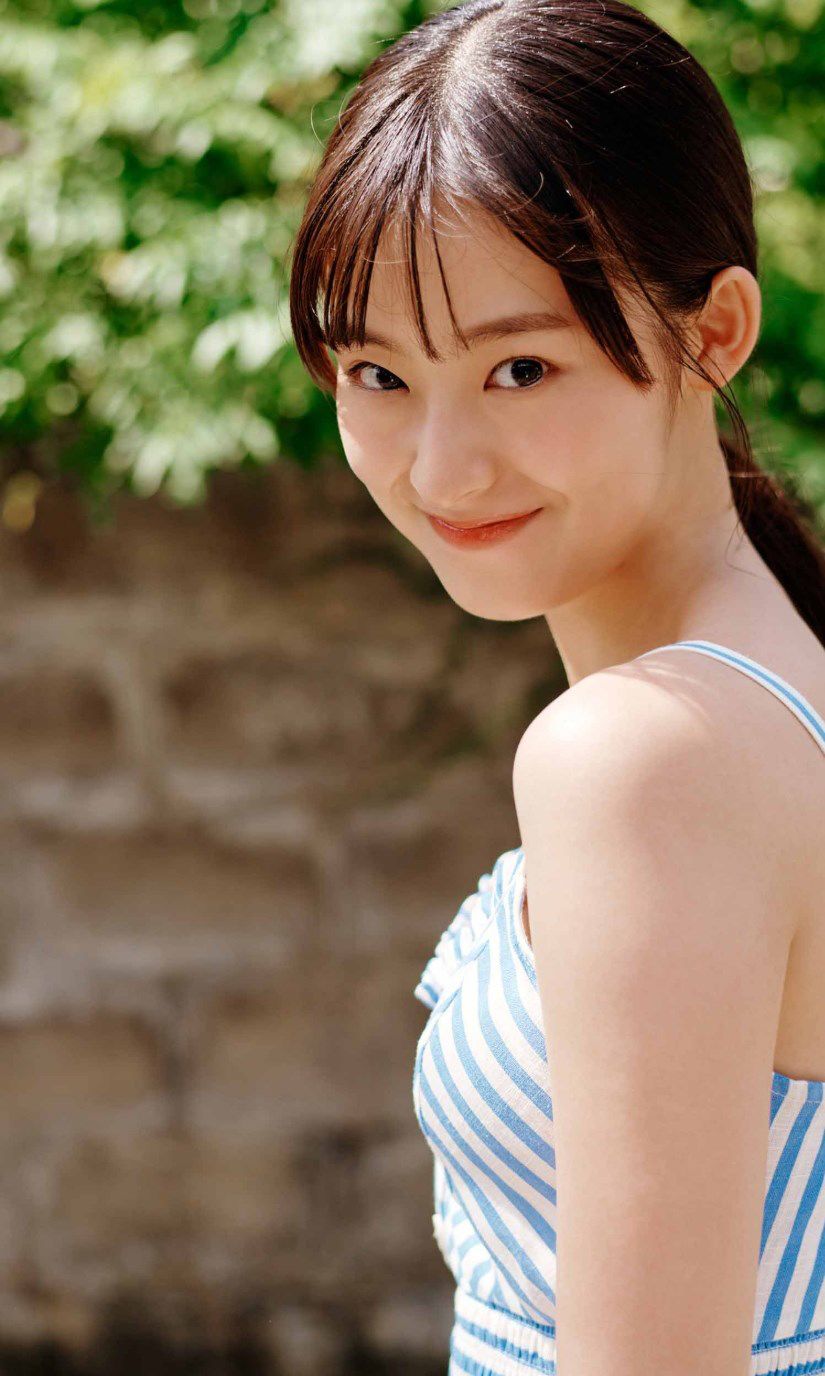 [PB写真集] Ayaka Imoto 井本彩花「ヒロインは凛として美しい17歳。」_第5张