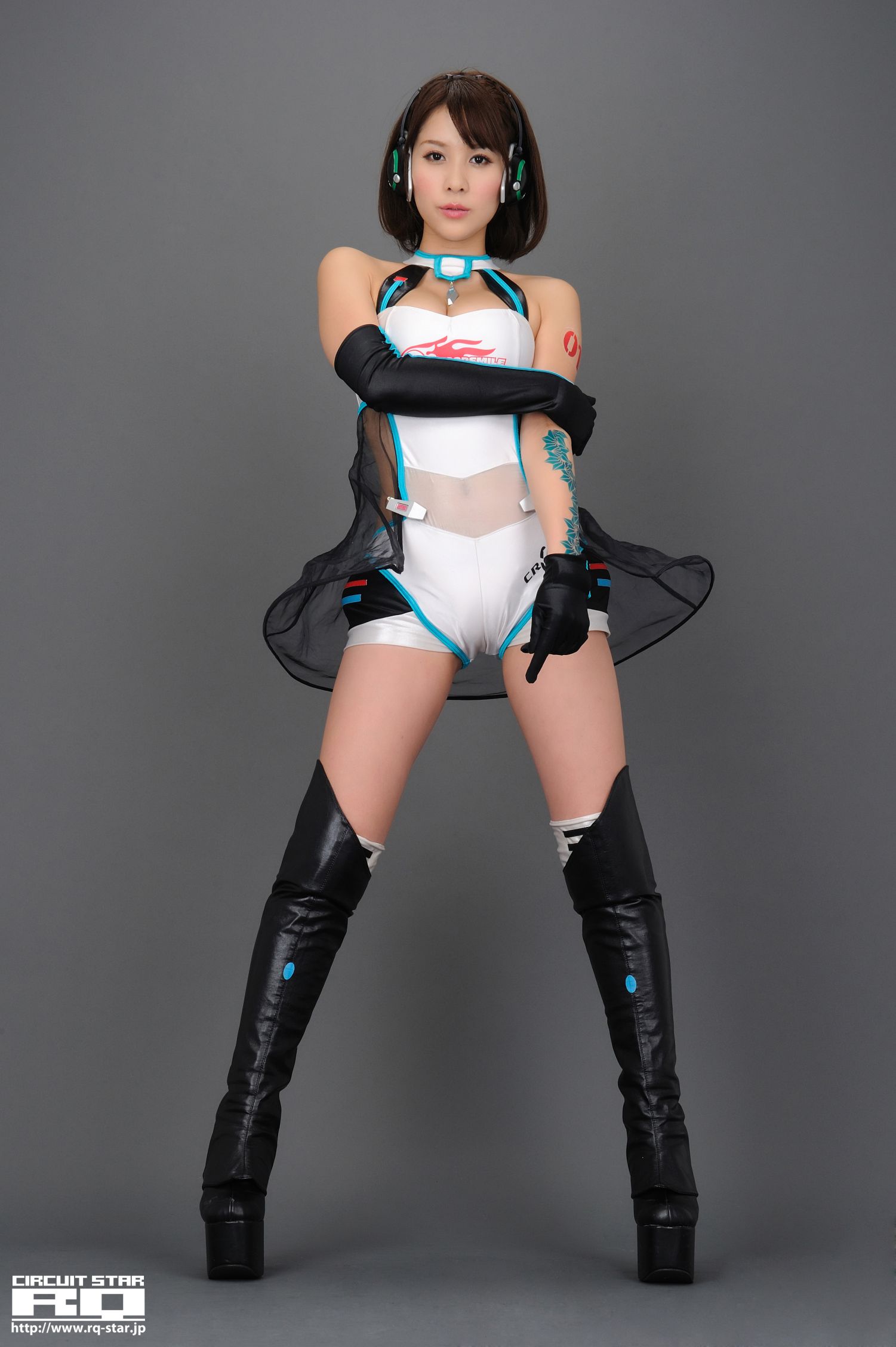 [RQ-STAR] NO.00588 立花サキ Race Queen 赛车女郎系列 写真集_第5张