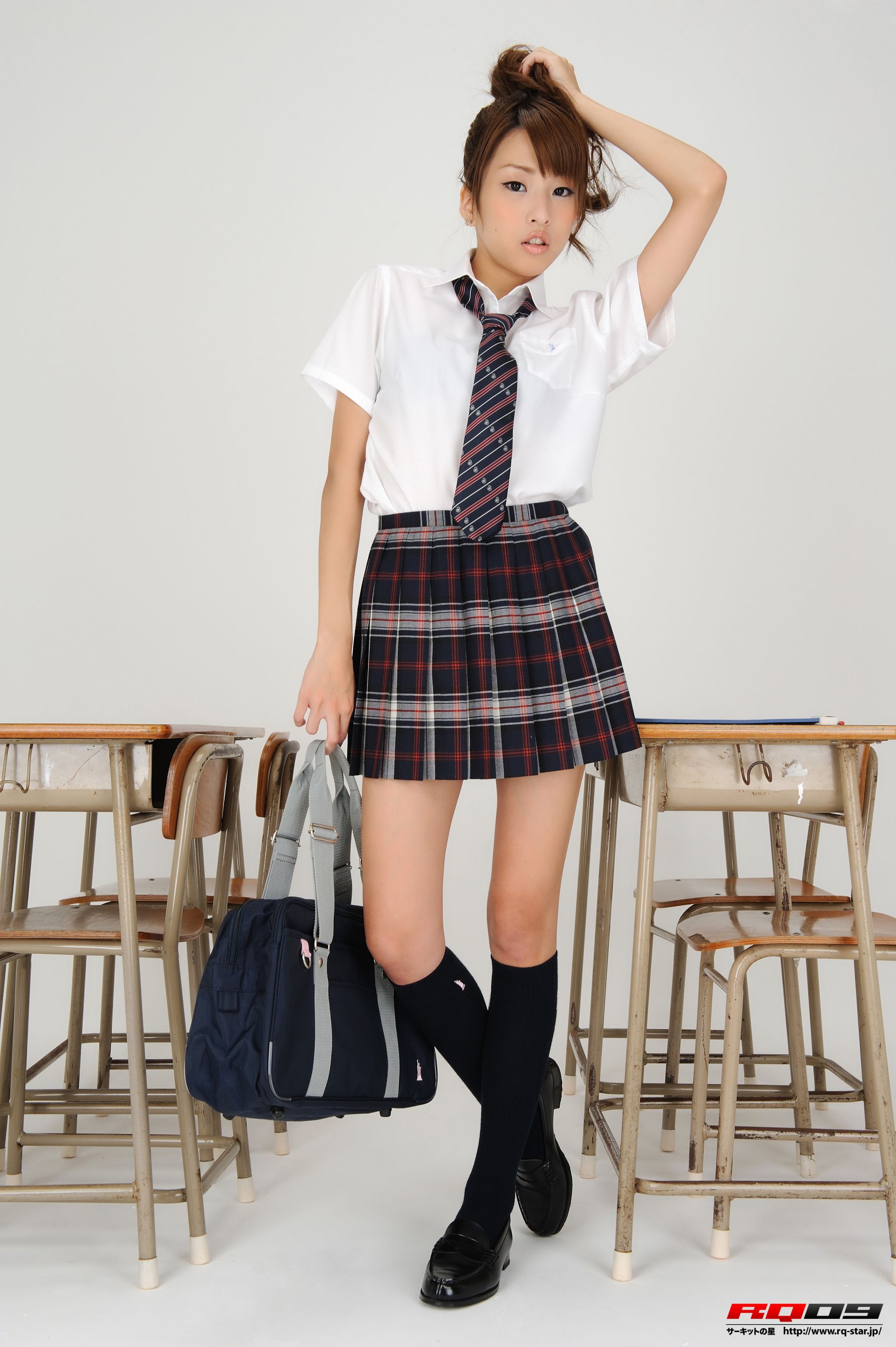 [RQ-STAR] NO.00184 黑泽美怜 Student Style 写真集_第2张