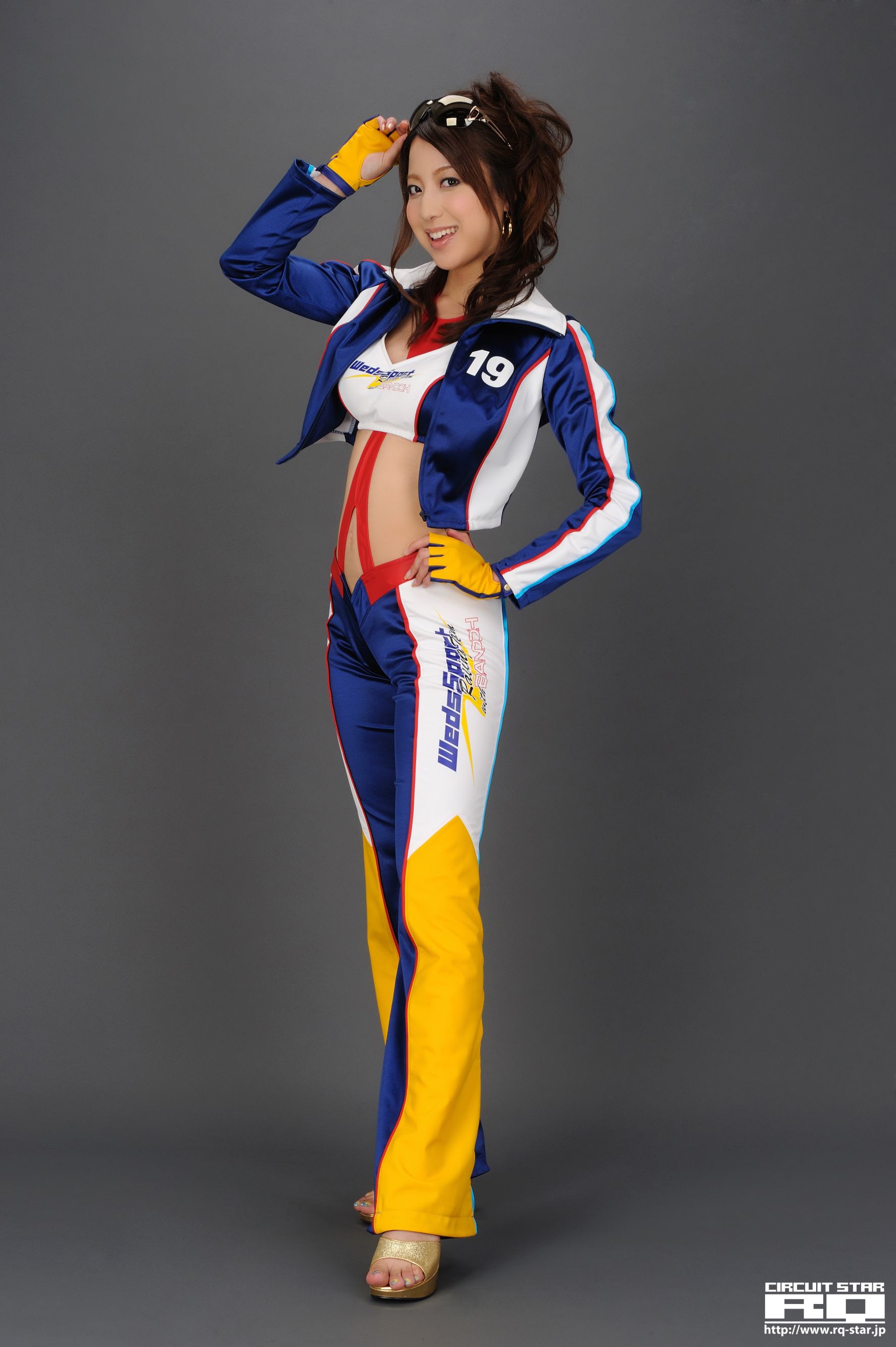 [RQ-STAR] NO.00301 横山かおり Race Queen 写真集_第2张