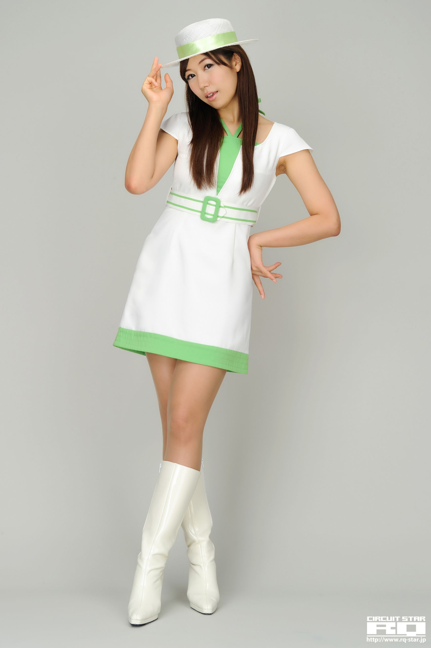 [RQ-STAR] NO.00391 穂川果音 Original Costume 赛车女郎系列写真集_第2张