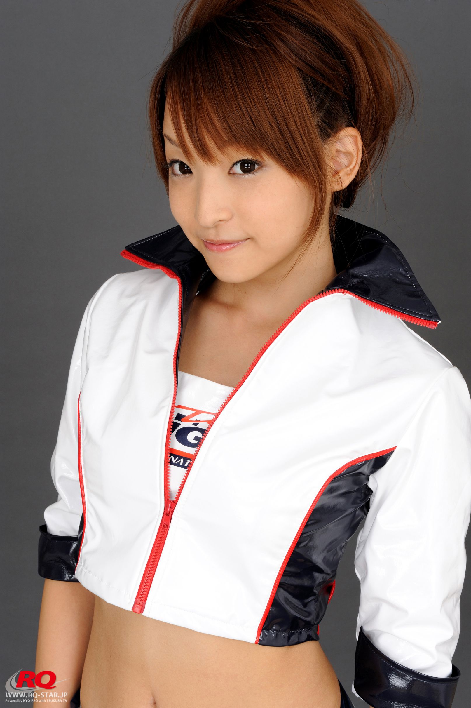 [RQ-STAR] NO.00080 Mio Aoki 青木未央 Race Queen – 2008 5Zigen  写真集_第2张
