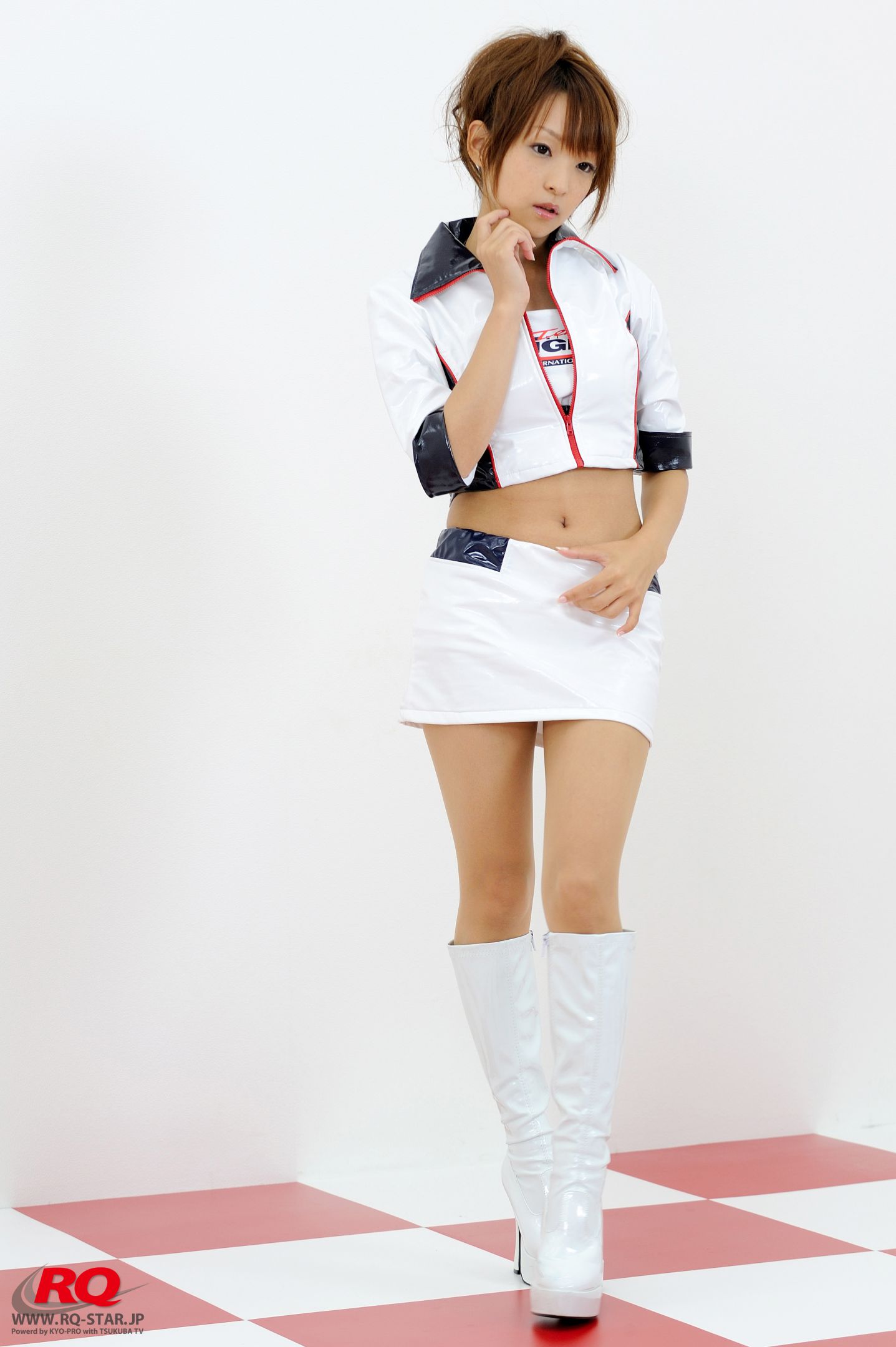 [RQ-STAR] NO.00085 Mio Aoki 青木未央 Race Queen – 2008 5Zigen 写真集_第4张