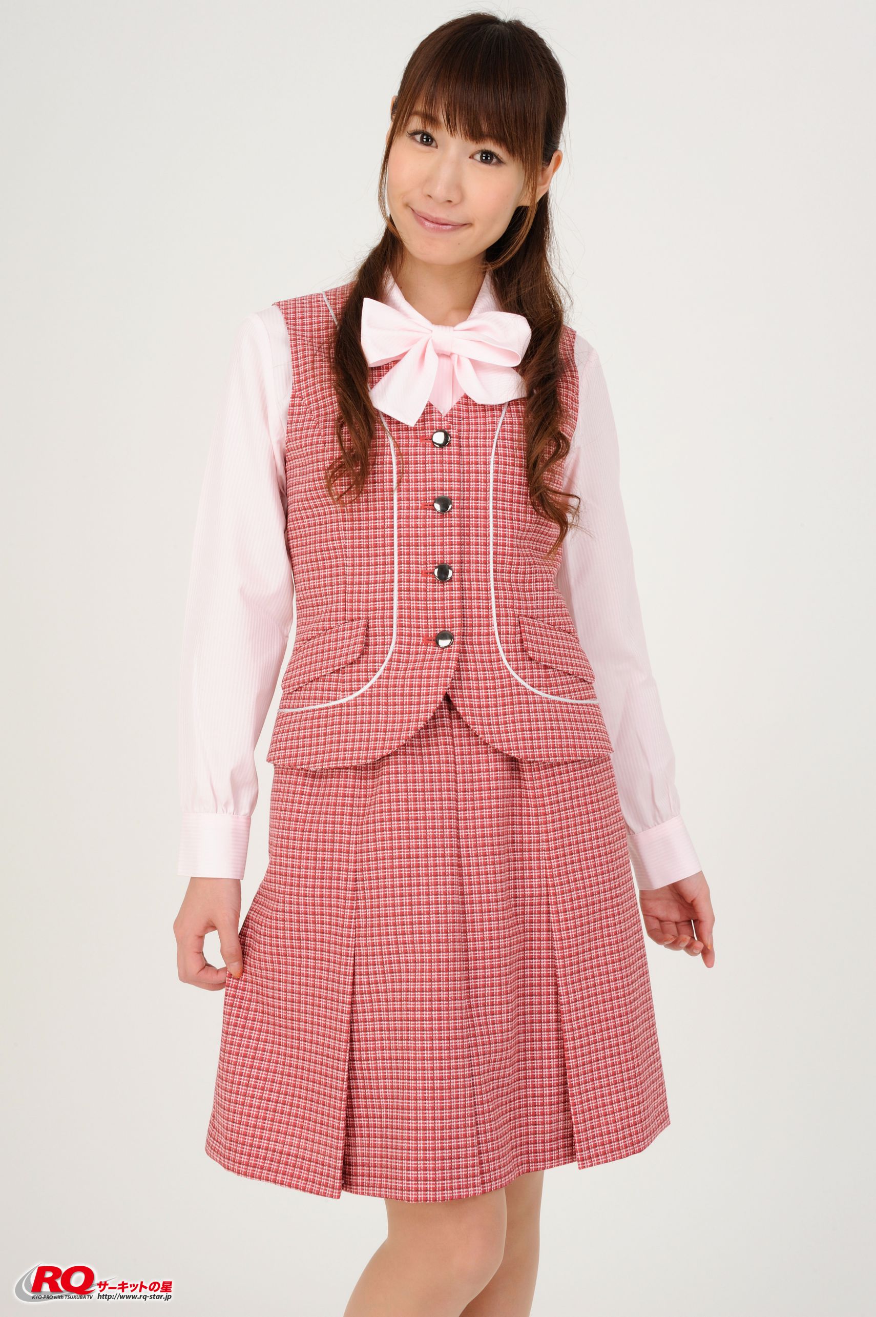 [RQ-STAR] NO.00104 山本里奈 Office Lady制服系列写真集_第4张