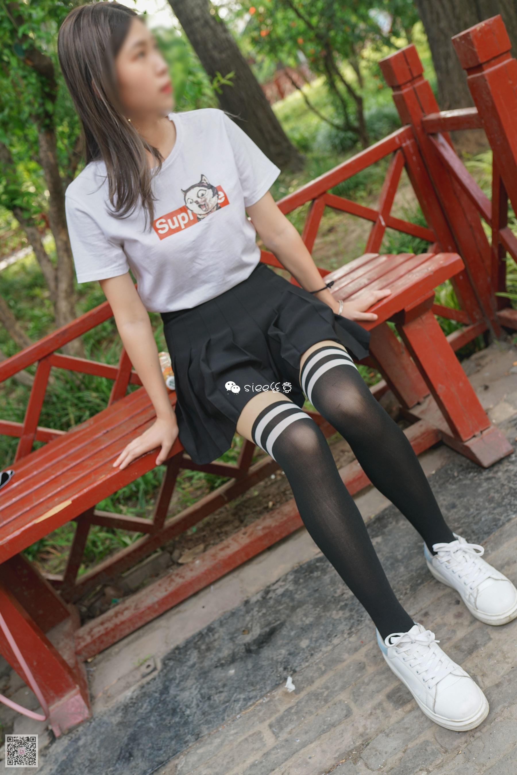 [丝意SIEE] No.303 小羽 路上的风景_第1张