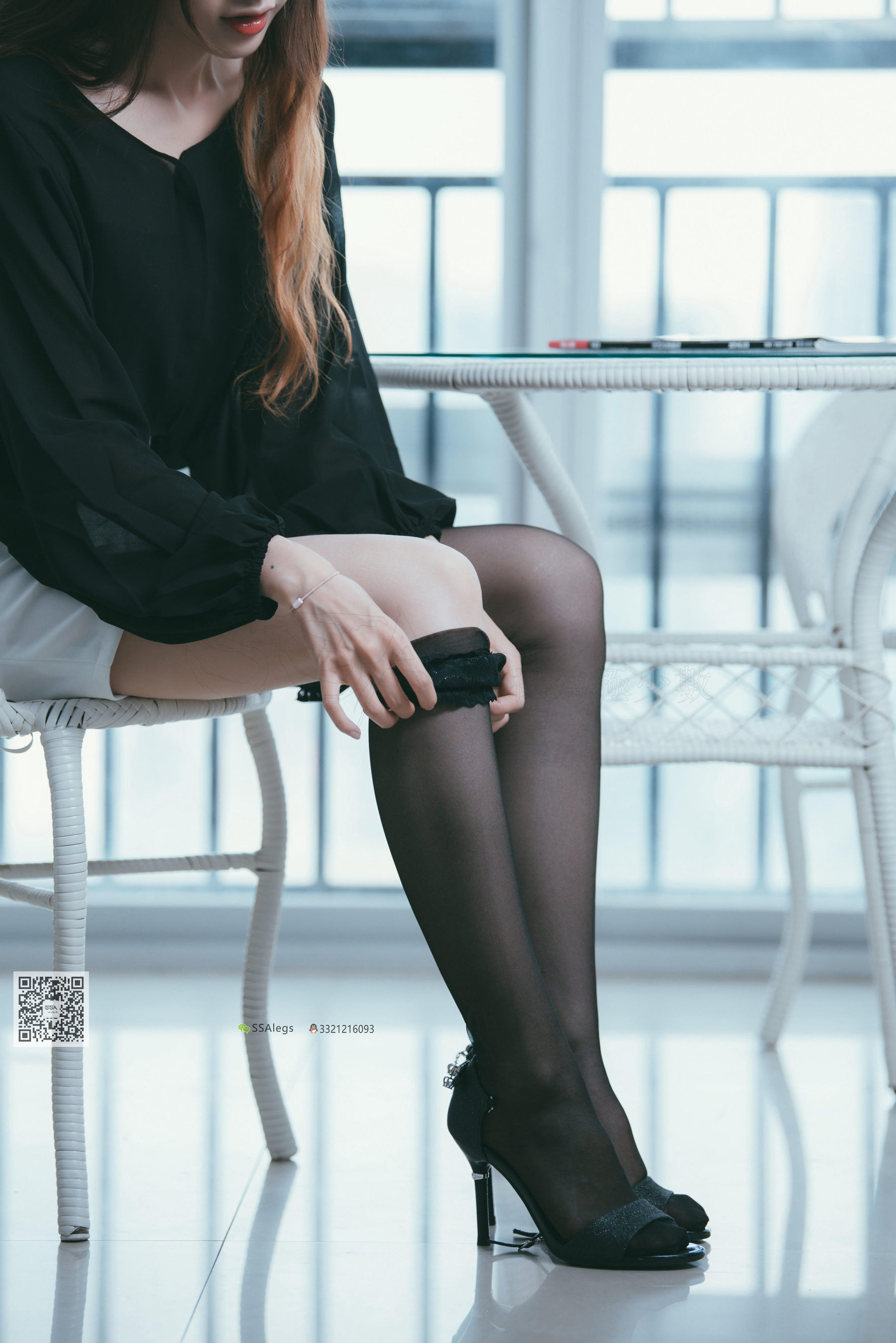 [SSA丝社]超清写真 No.001 办公室职业装《绫》长筒黑丝_第3张