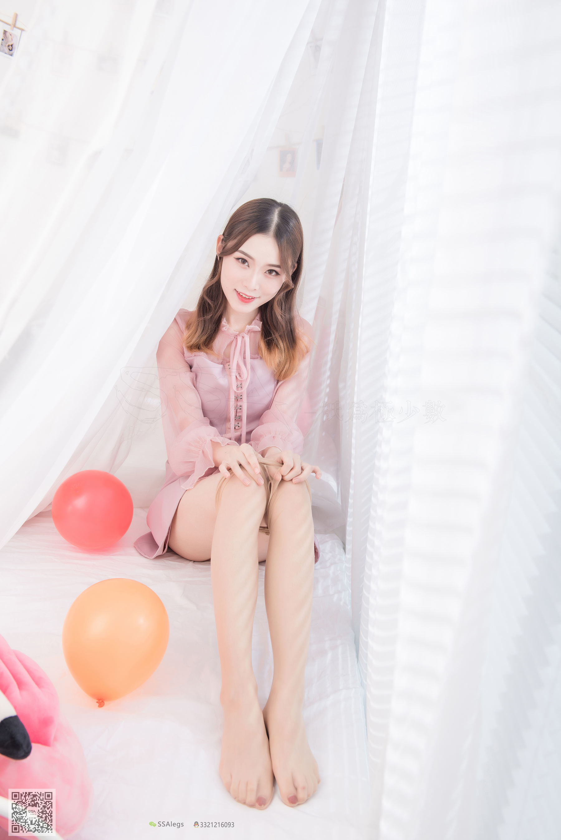 [SSA丝社]超清写真 No.027 小琪琪 肉色开档丝袜_第3张