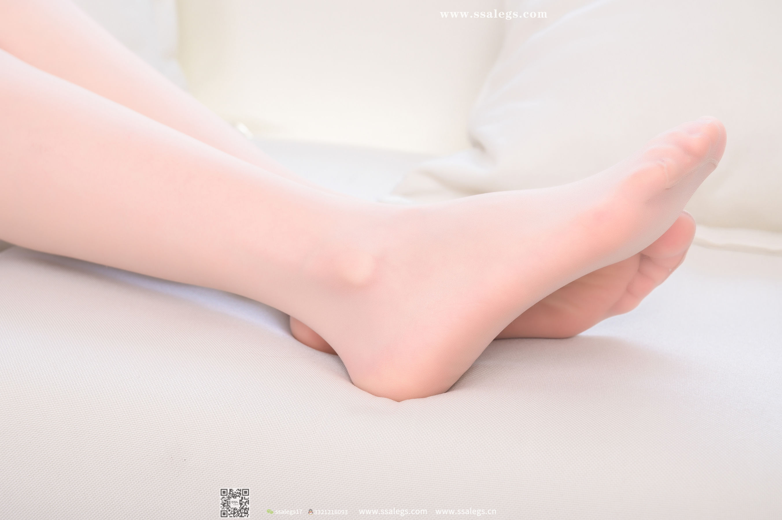 [SSA丝社]超清写真 No.416 阳阳 我的红格子短裙(下)_第3张