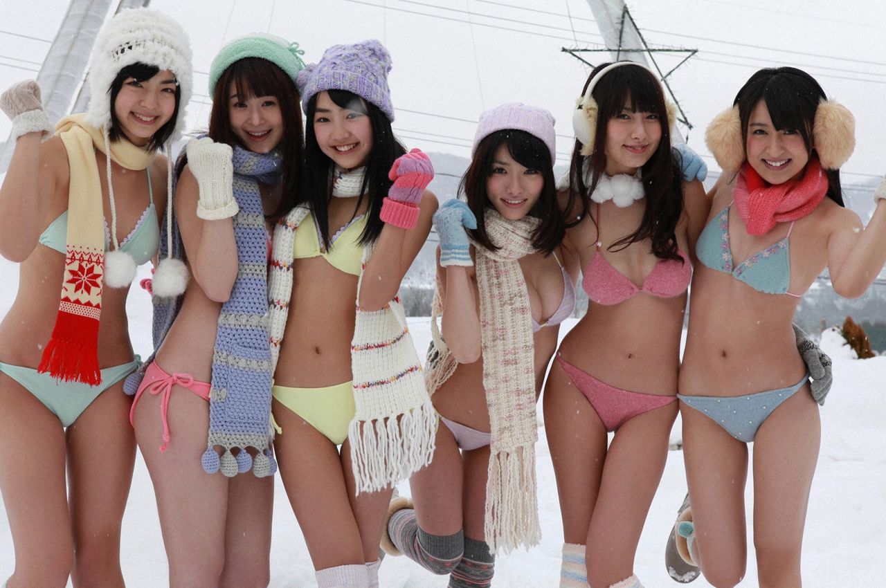 今野杏南&入矢麻衣&朝仓由舞&秋月三佳&椎名もも&他6人《at 雪山-雪合战》 [WPB-net]_第3张