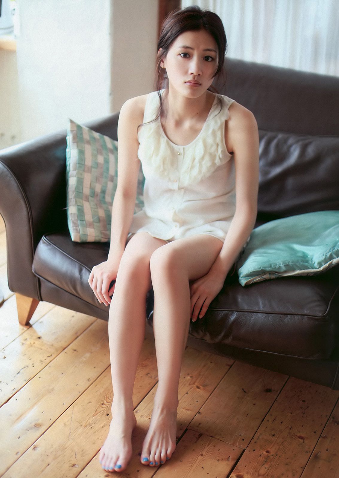 綾瀬はるか 中島愛里 SKE48 甲斐まり恵 梅宮万紗子 森崎友纪 [Weekly Playboy] 2010年No.30 写真杂志_第5张