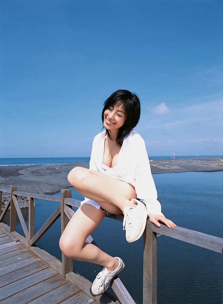 佐藤寛子《Lights,Camera,Action》 [YS Web] Vol.137_第5张
