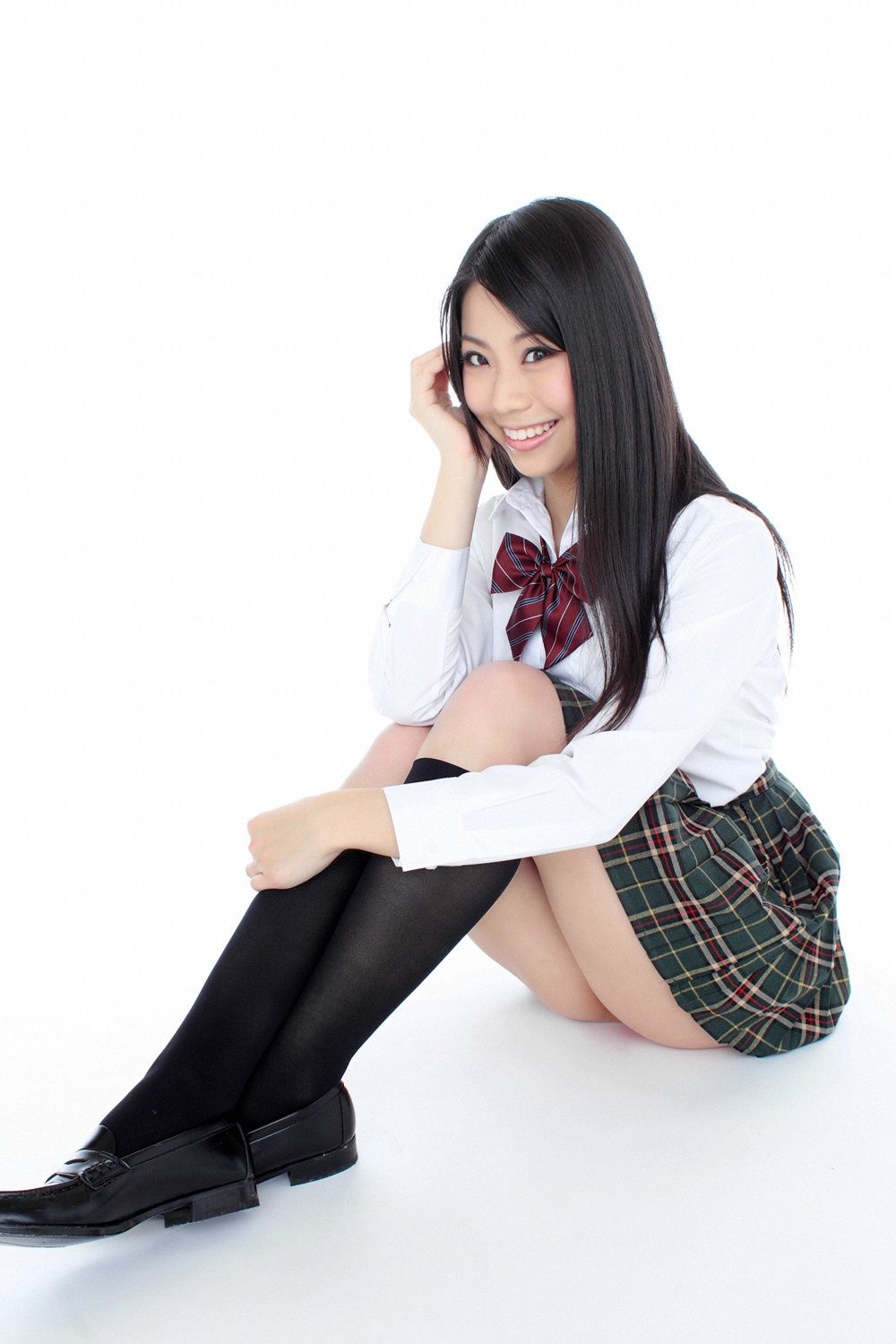 鈴木ふみ奈《Hカップのグラビア女王入学！》 [YS Web] Vol.395_第5张