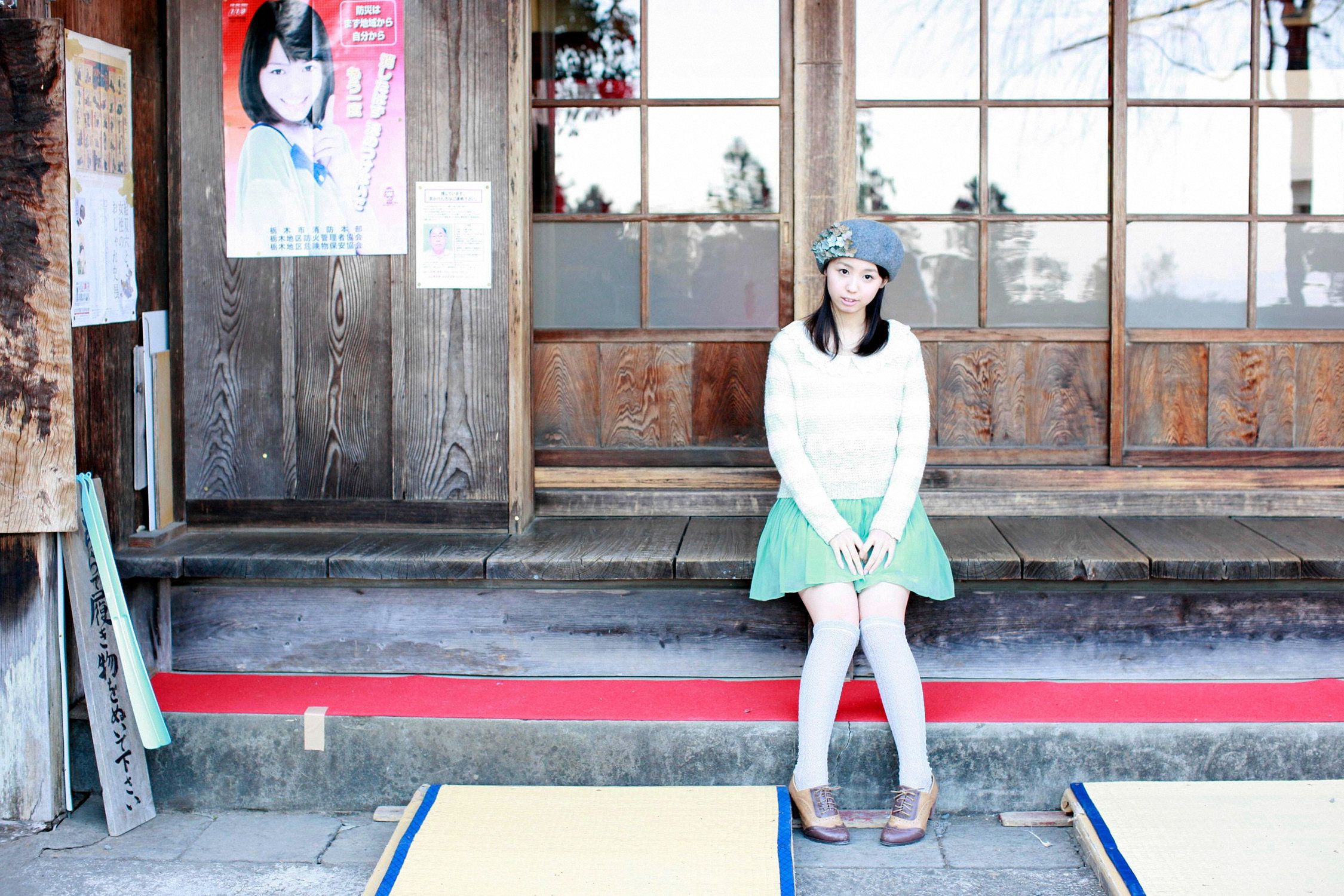 小池里奈《卒業～お藏だし秘藏カシト～》 [YS Web] Vol.500_第2张