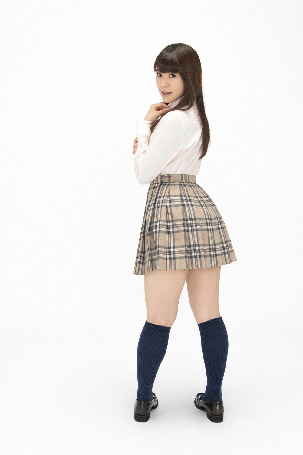 Ai Okura 大藏愛《超美形！新锐女优さん入学！》 [YS Web] Vol.632_第2张