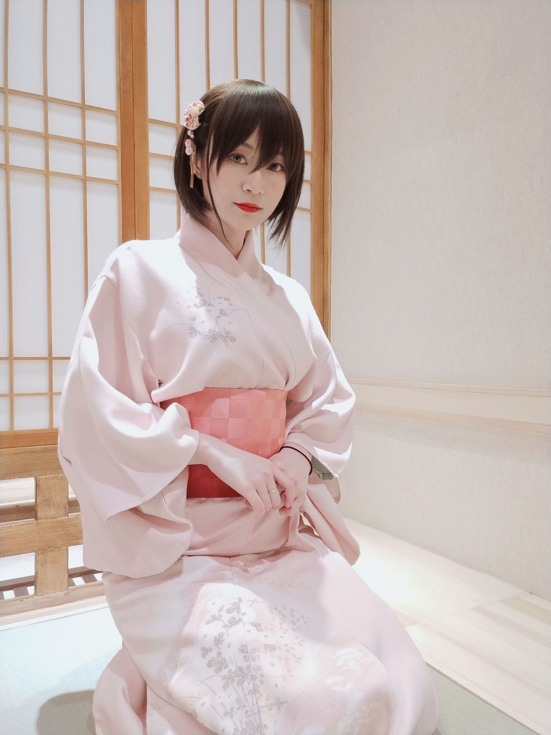[萝莉COS] 白银 – 和服温泉 [40P]